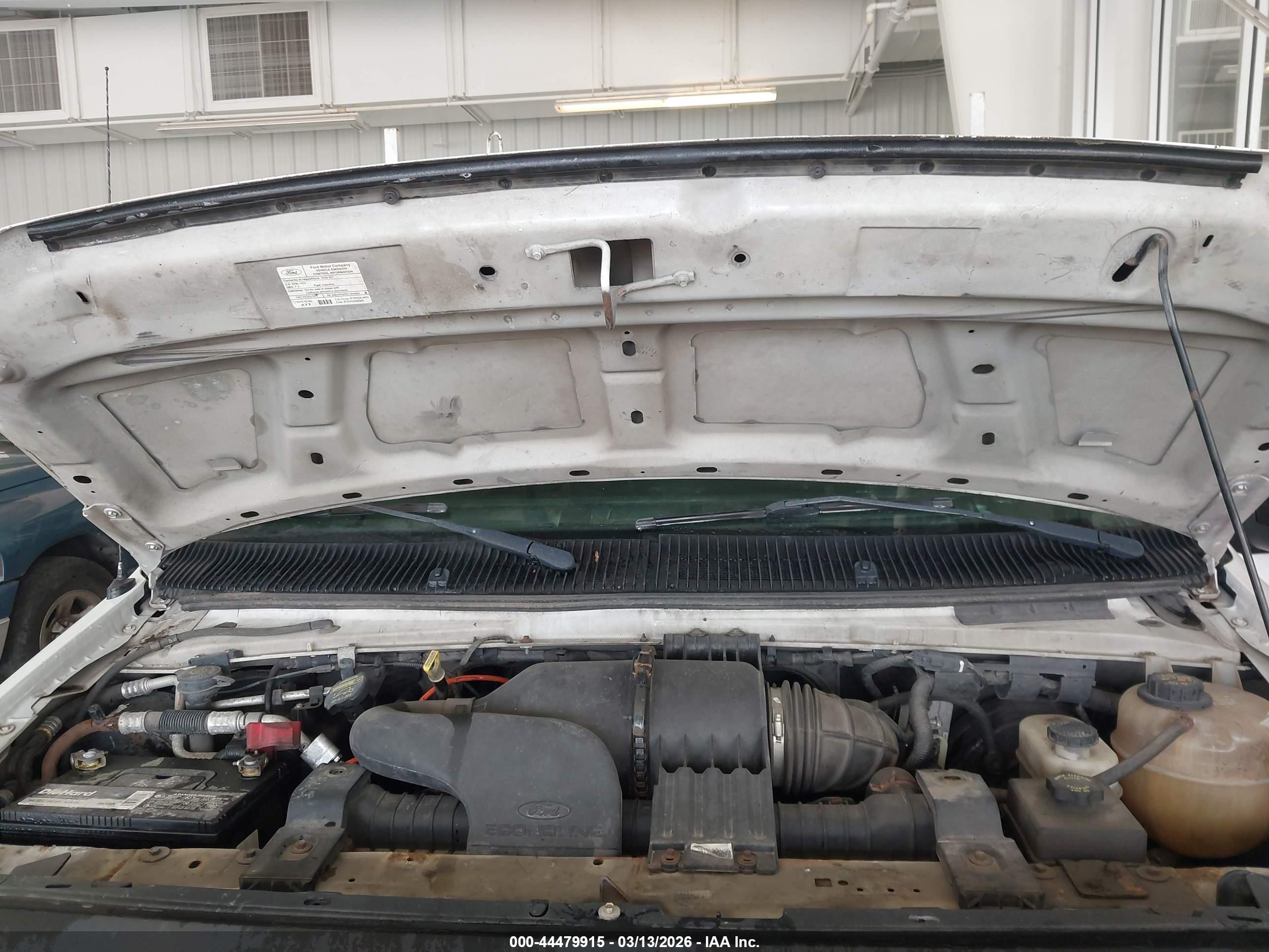 FORD E-250 image 10