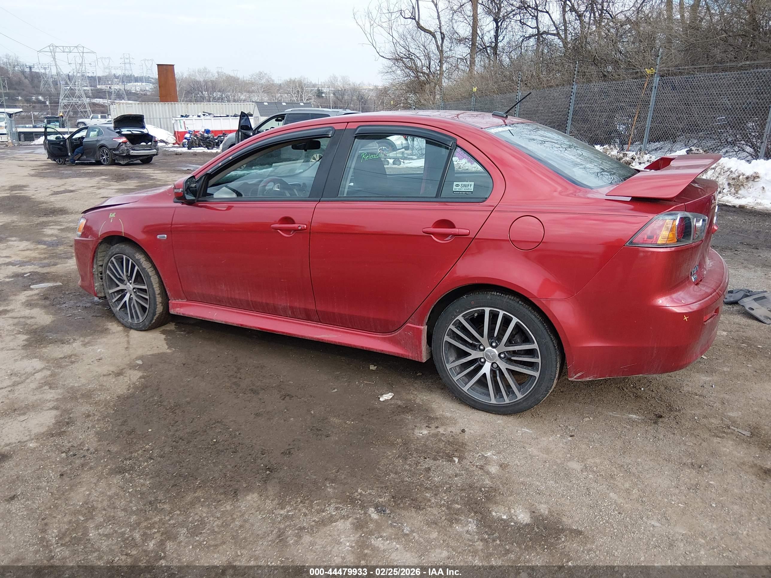 MITSUBISHI LANCER image 3