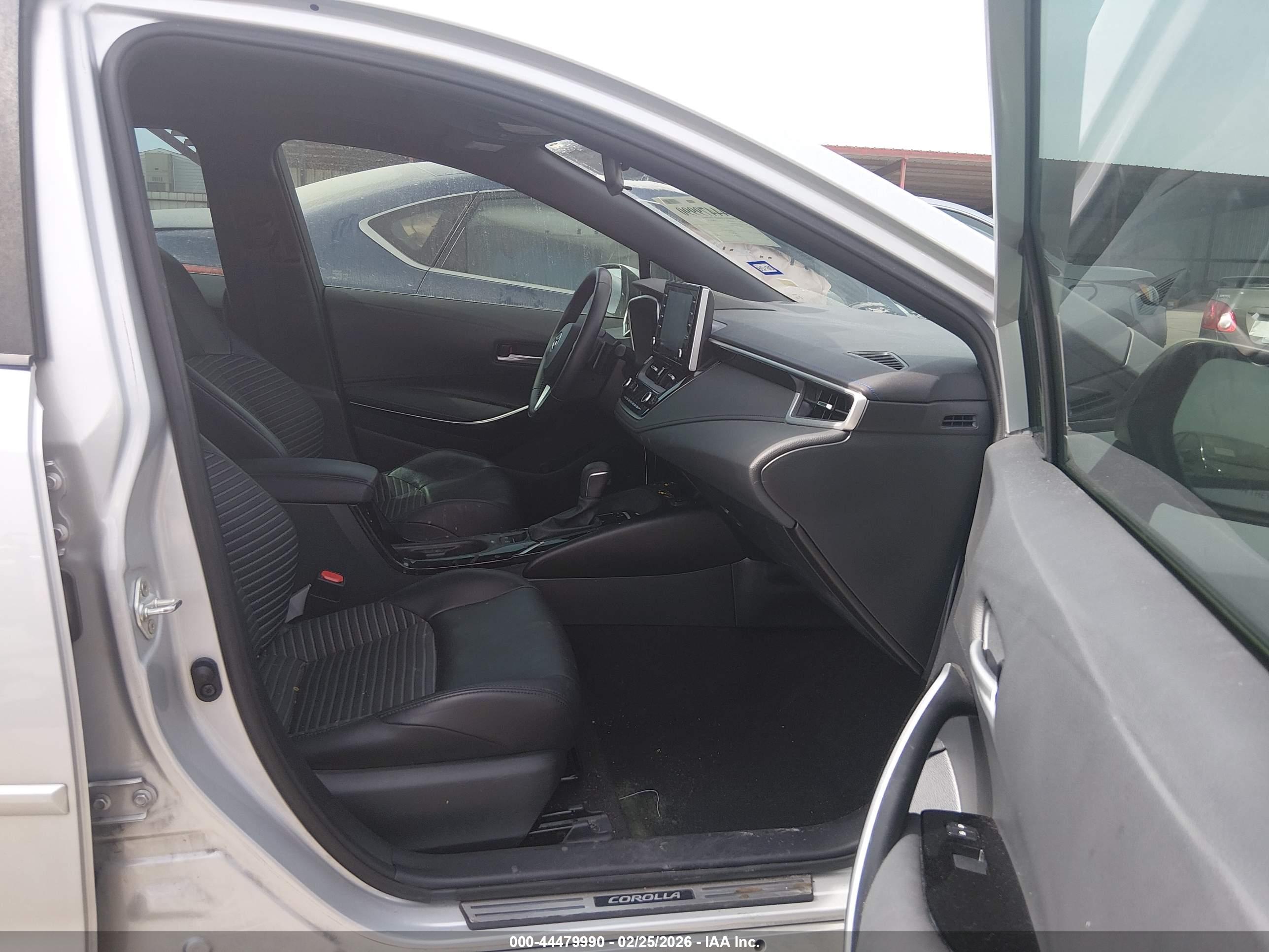 TOYOTA COROLLA image 5