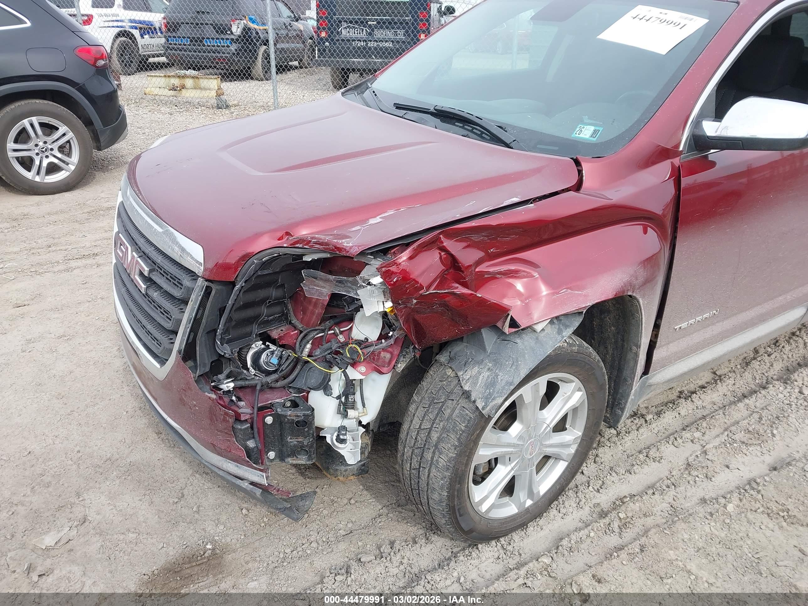 GMC TERRAIN image 6