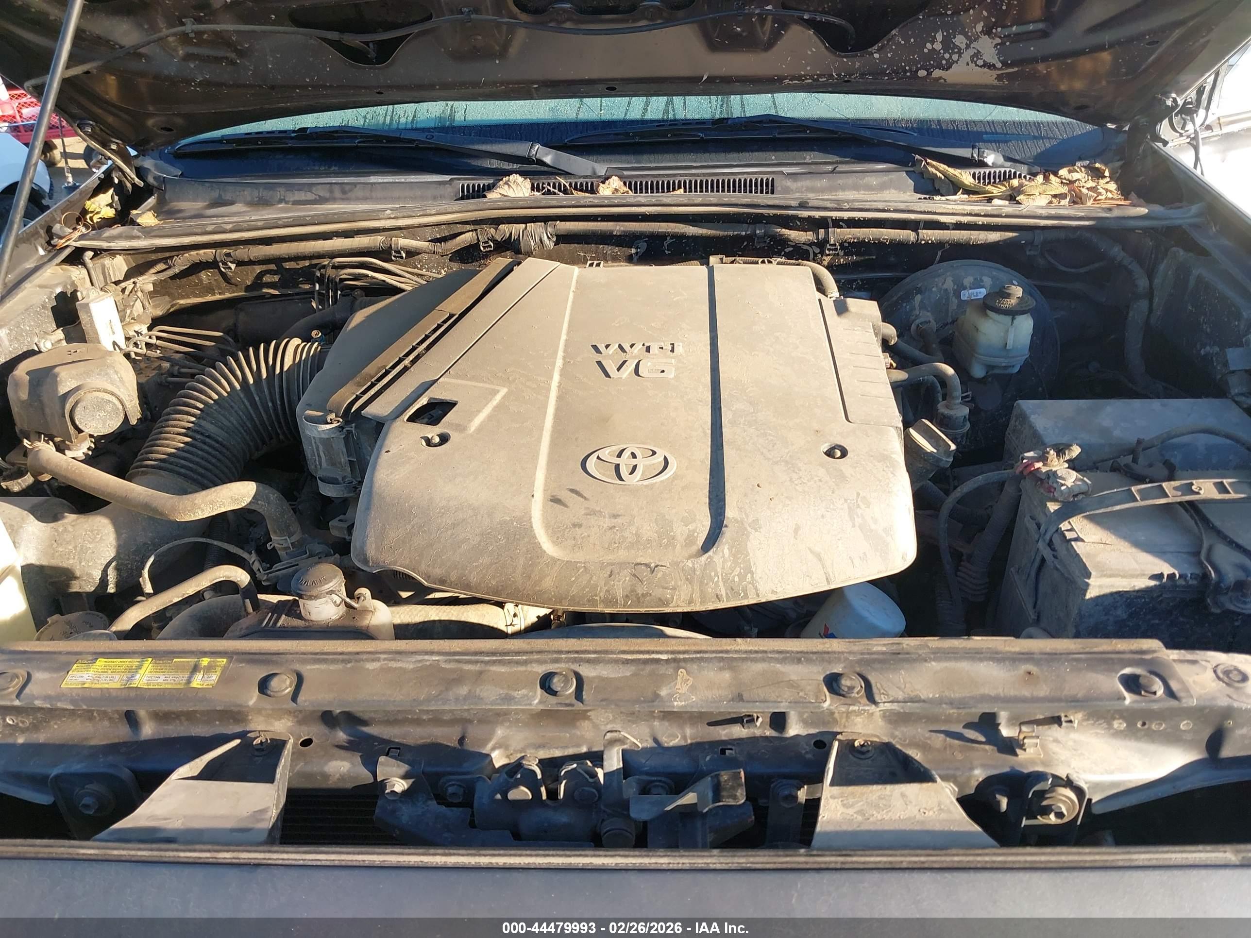 TOYOTA TACOMA image 10