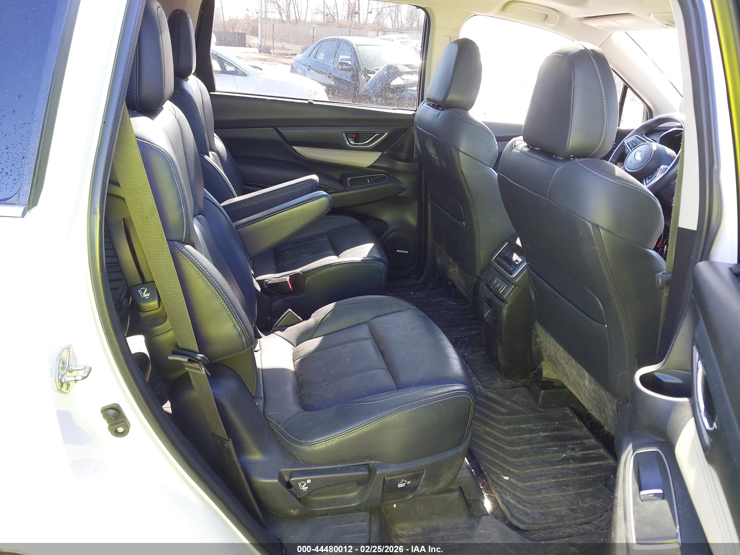 SUBARU ASCENT image 8