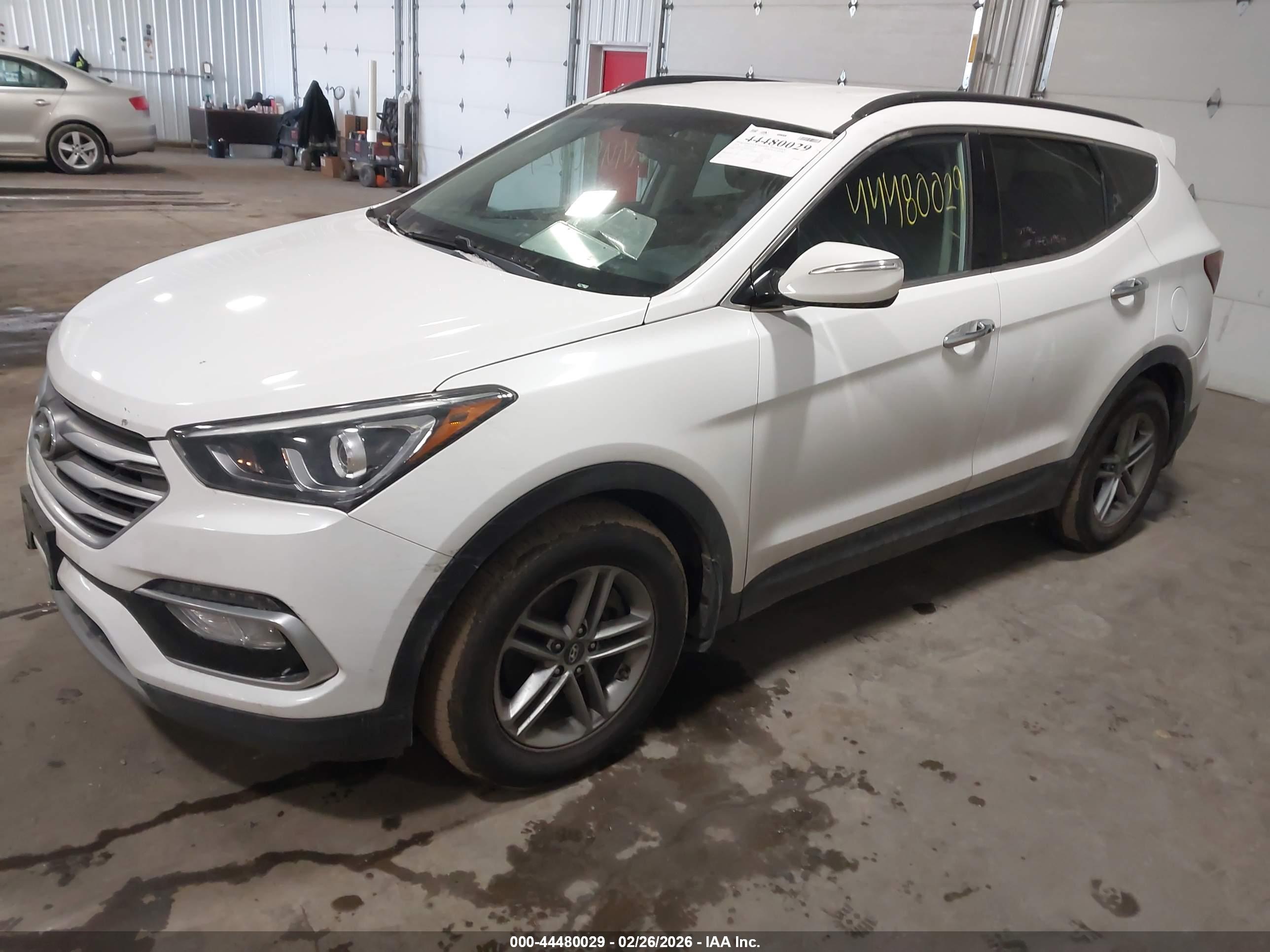 HYUNDAI SANTA image 2