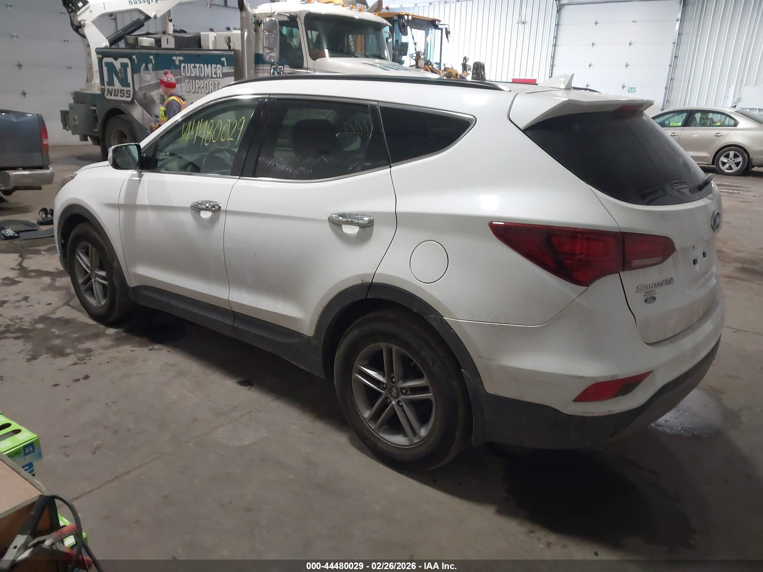 HYUNDAI SANTA image 3