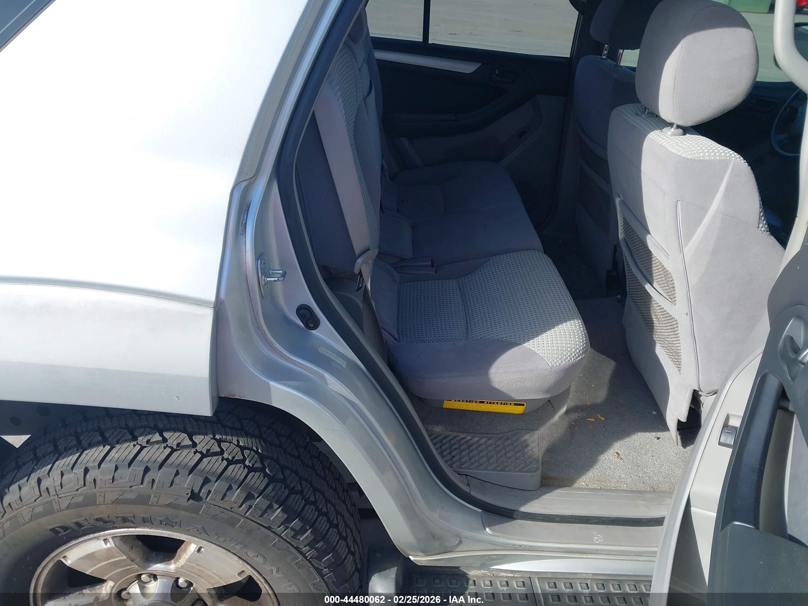 TOYOTA 4RUNNER image 8