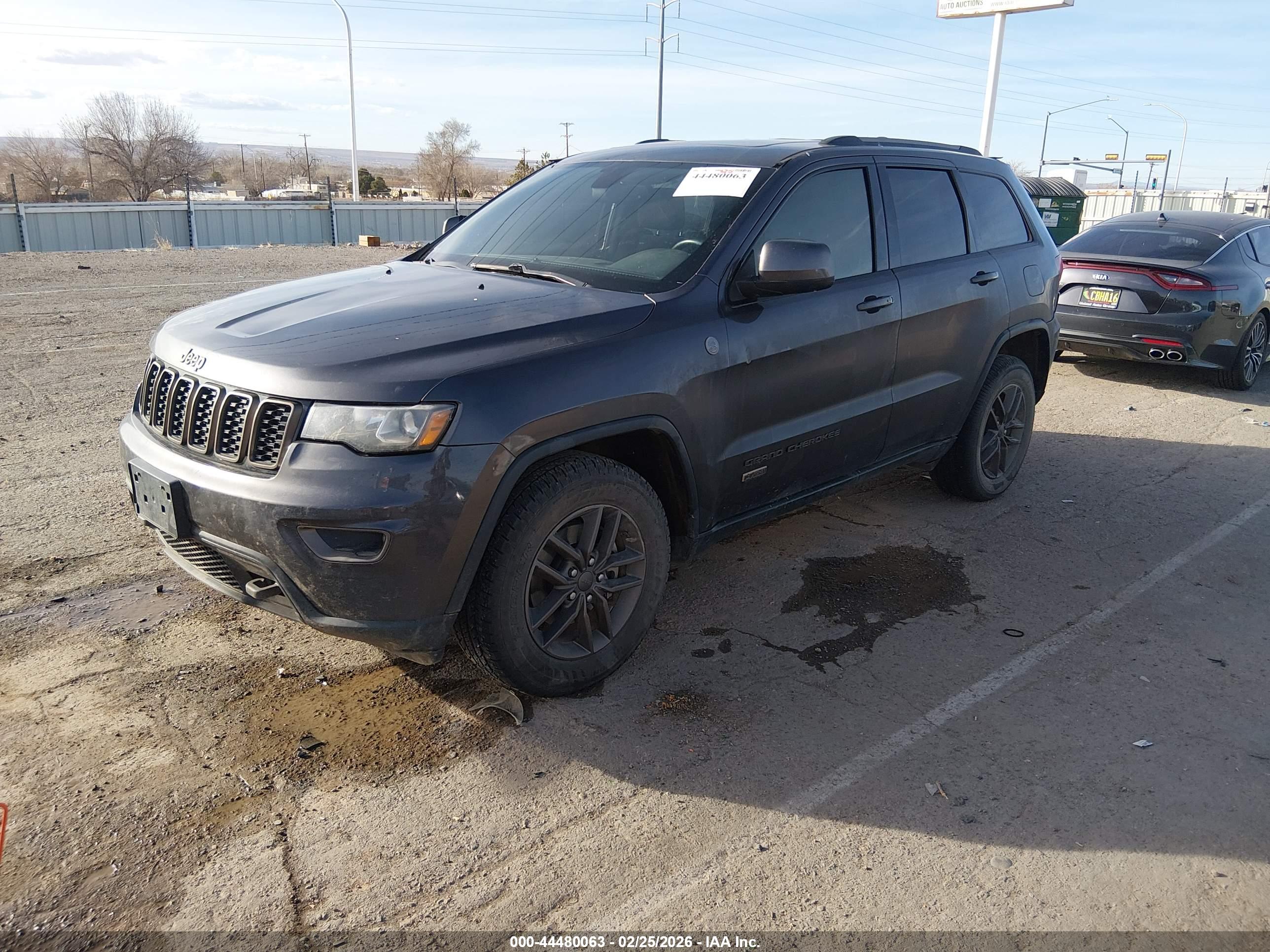 JEEP GRAND image 2