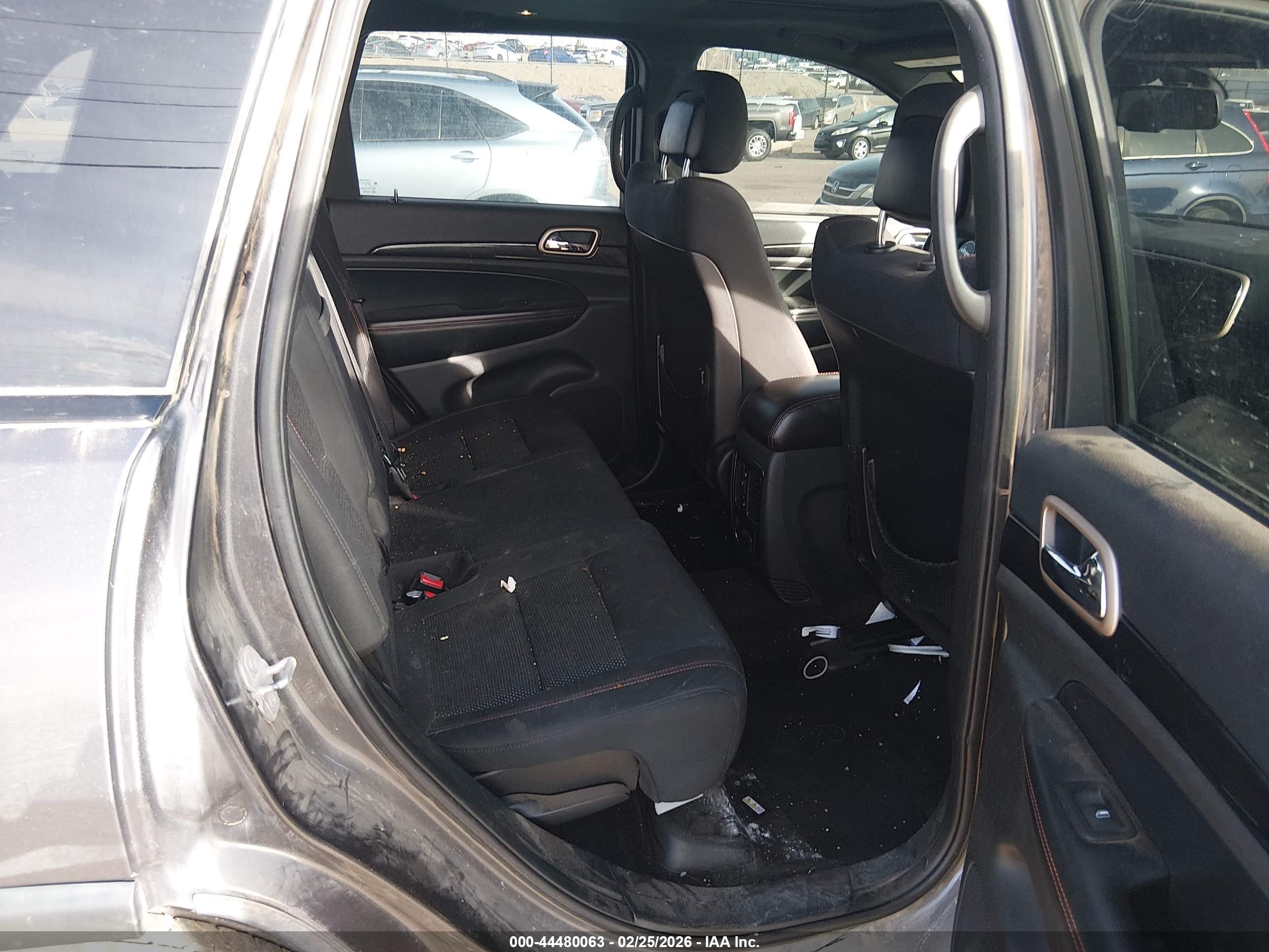 JEEP GRAND image 8