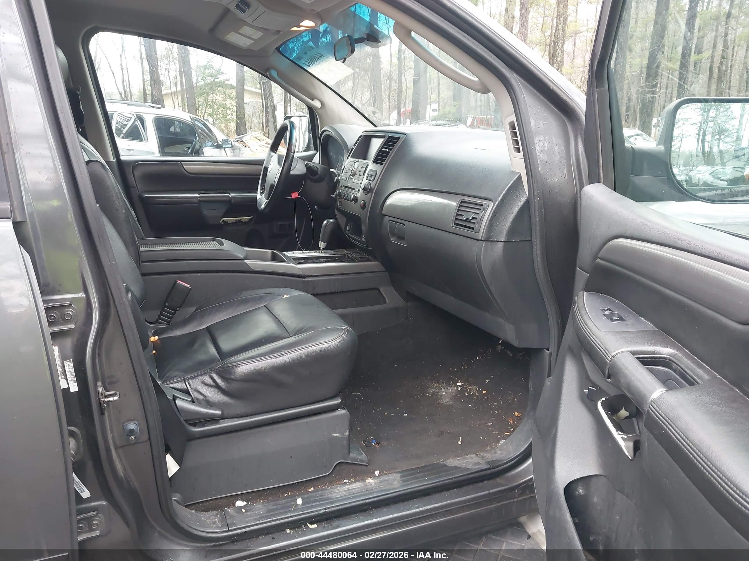 NISSAN ARMADA image 5