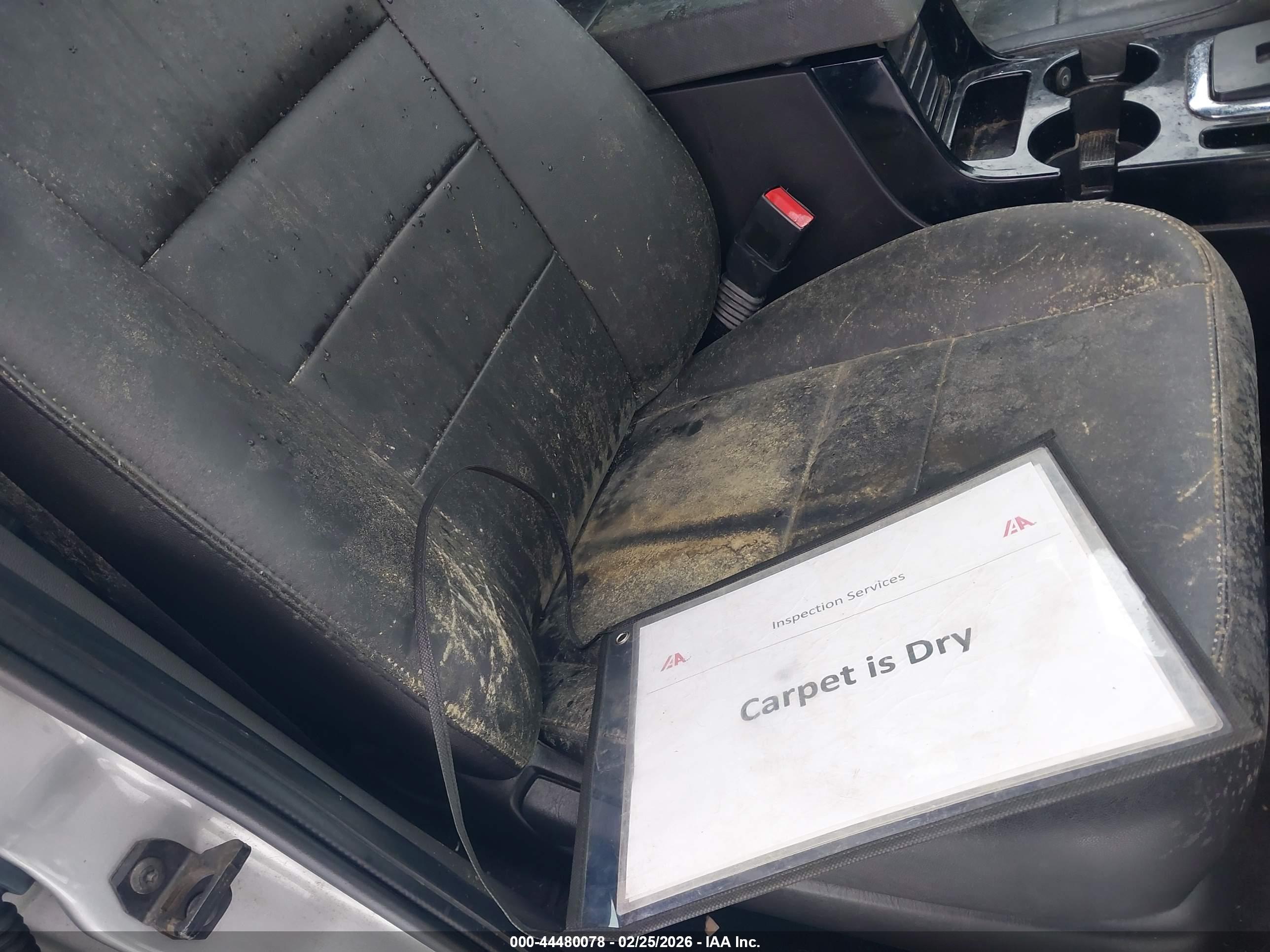 FORD ESCAPE image 6