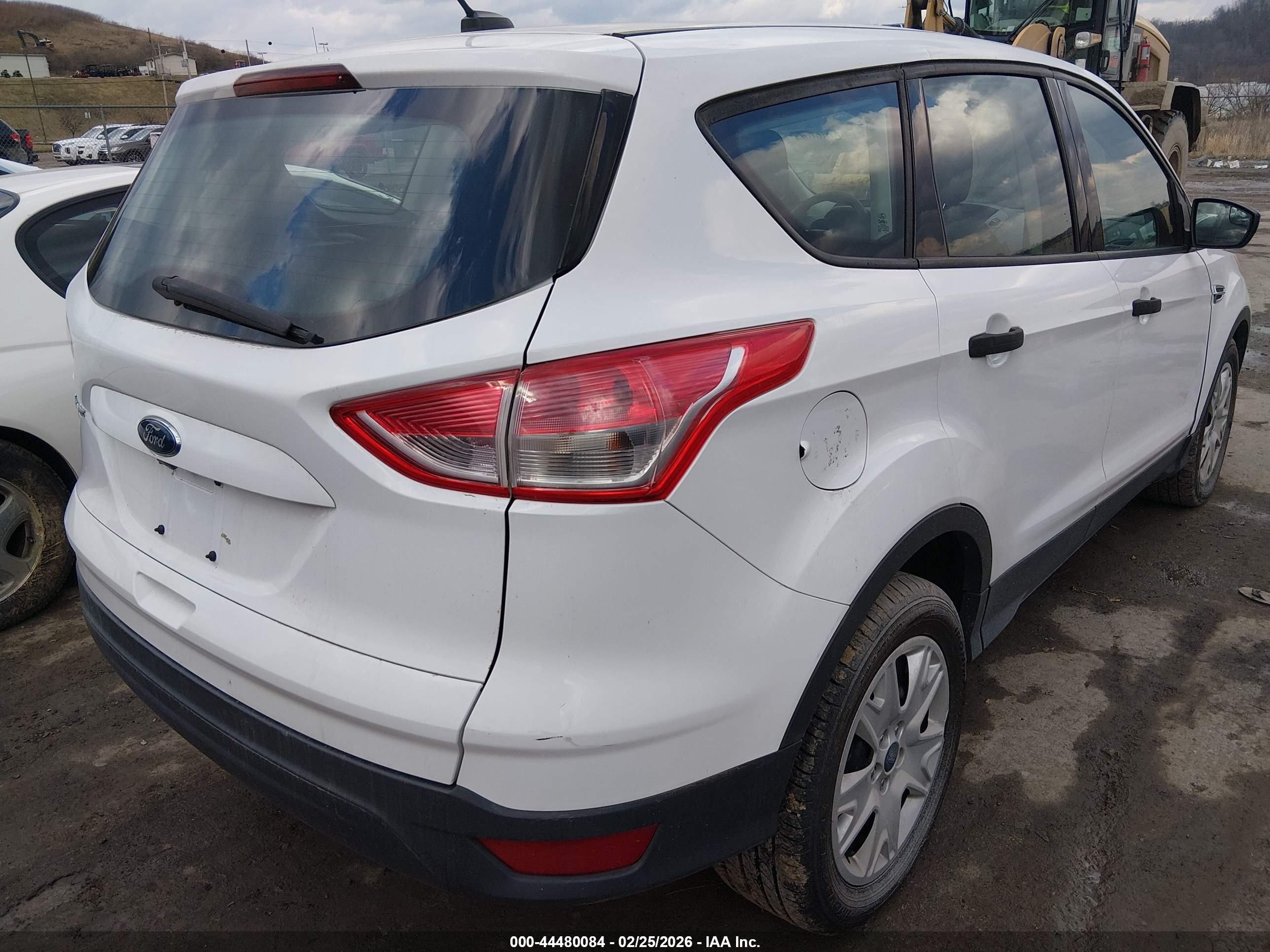 FORD ESCAPE image 4