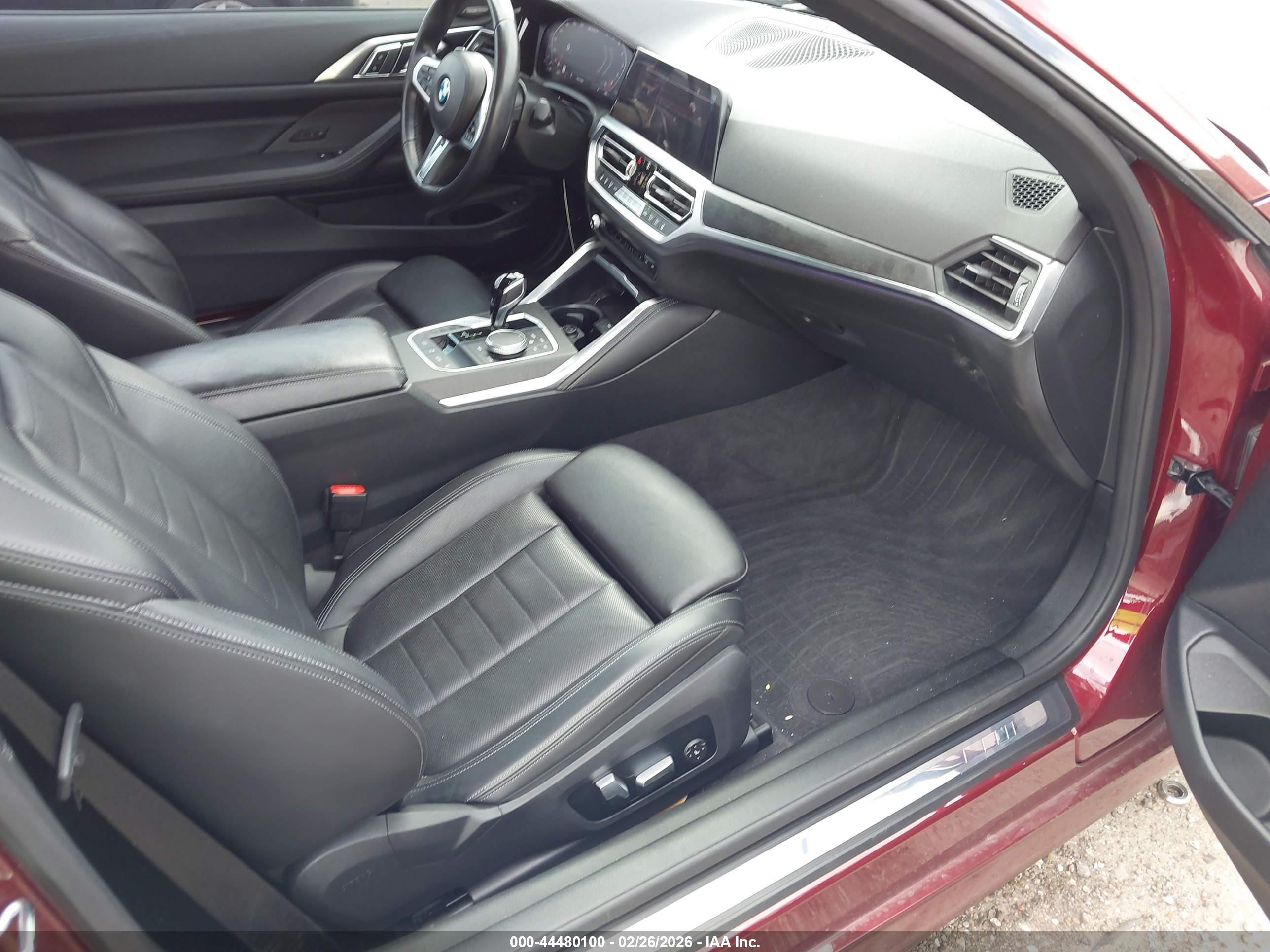 BMW M440I image 5