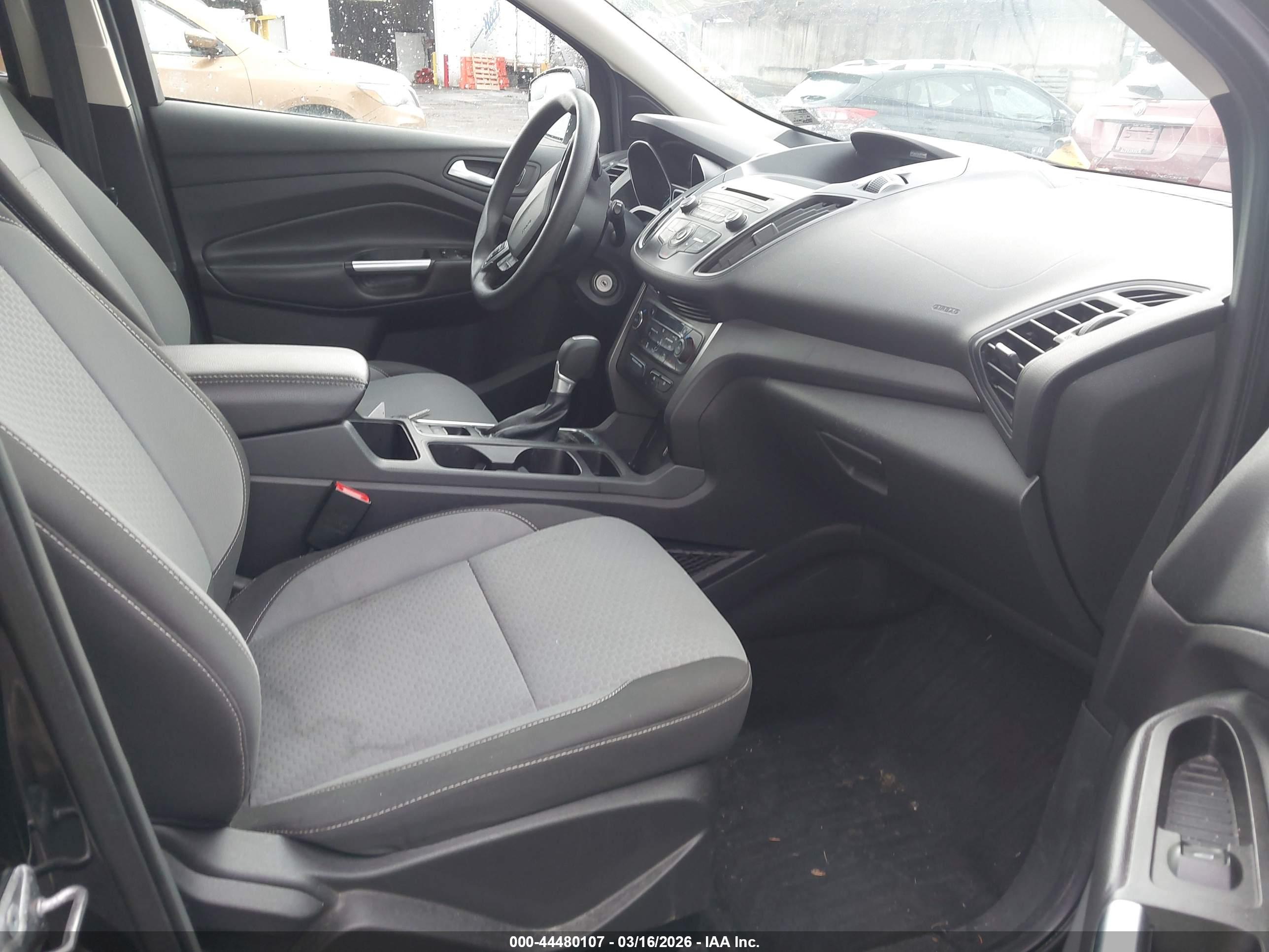 FORD ESCAPE image 5