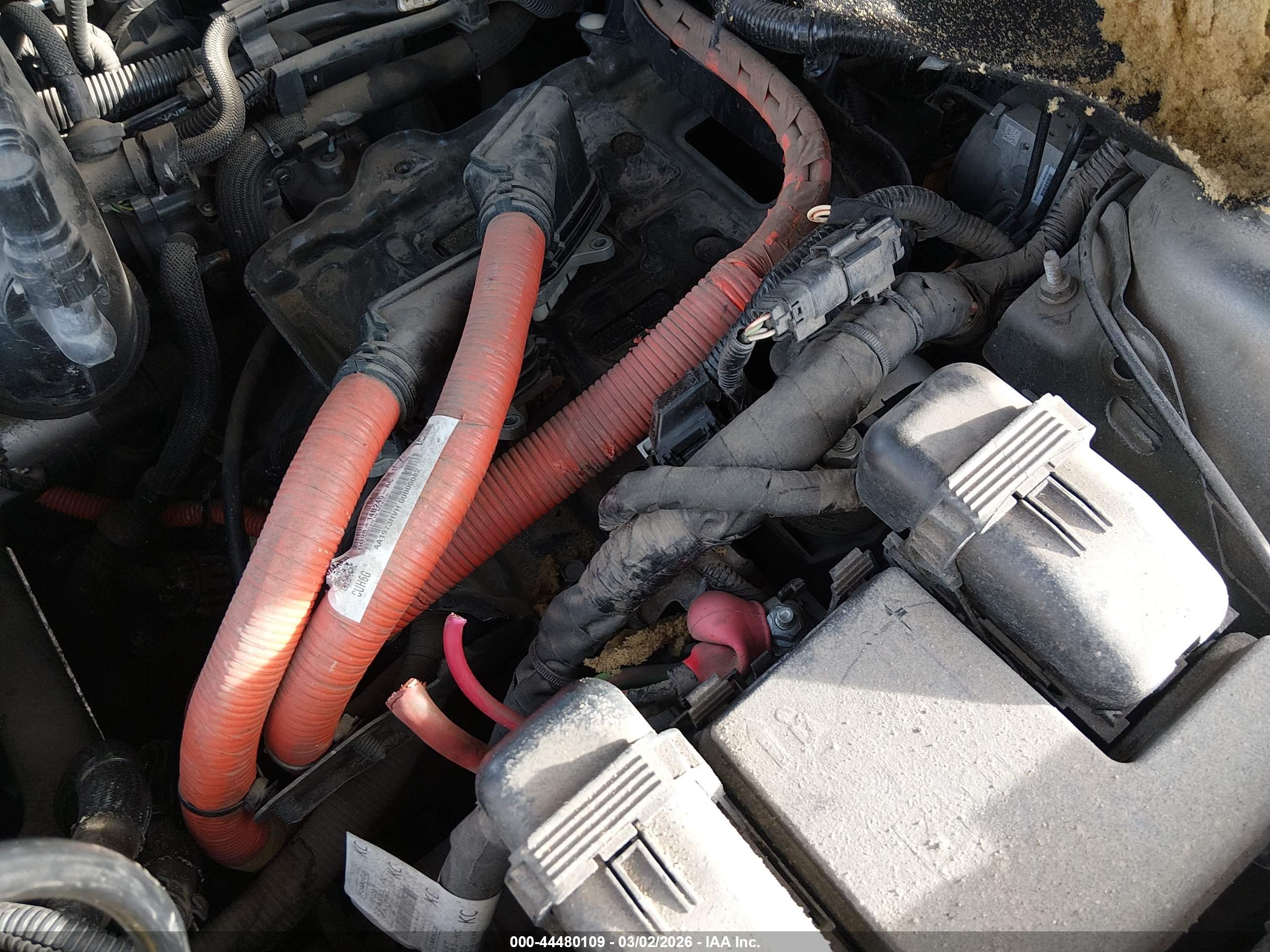 FORD FUSION image 6