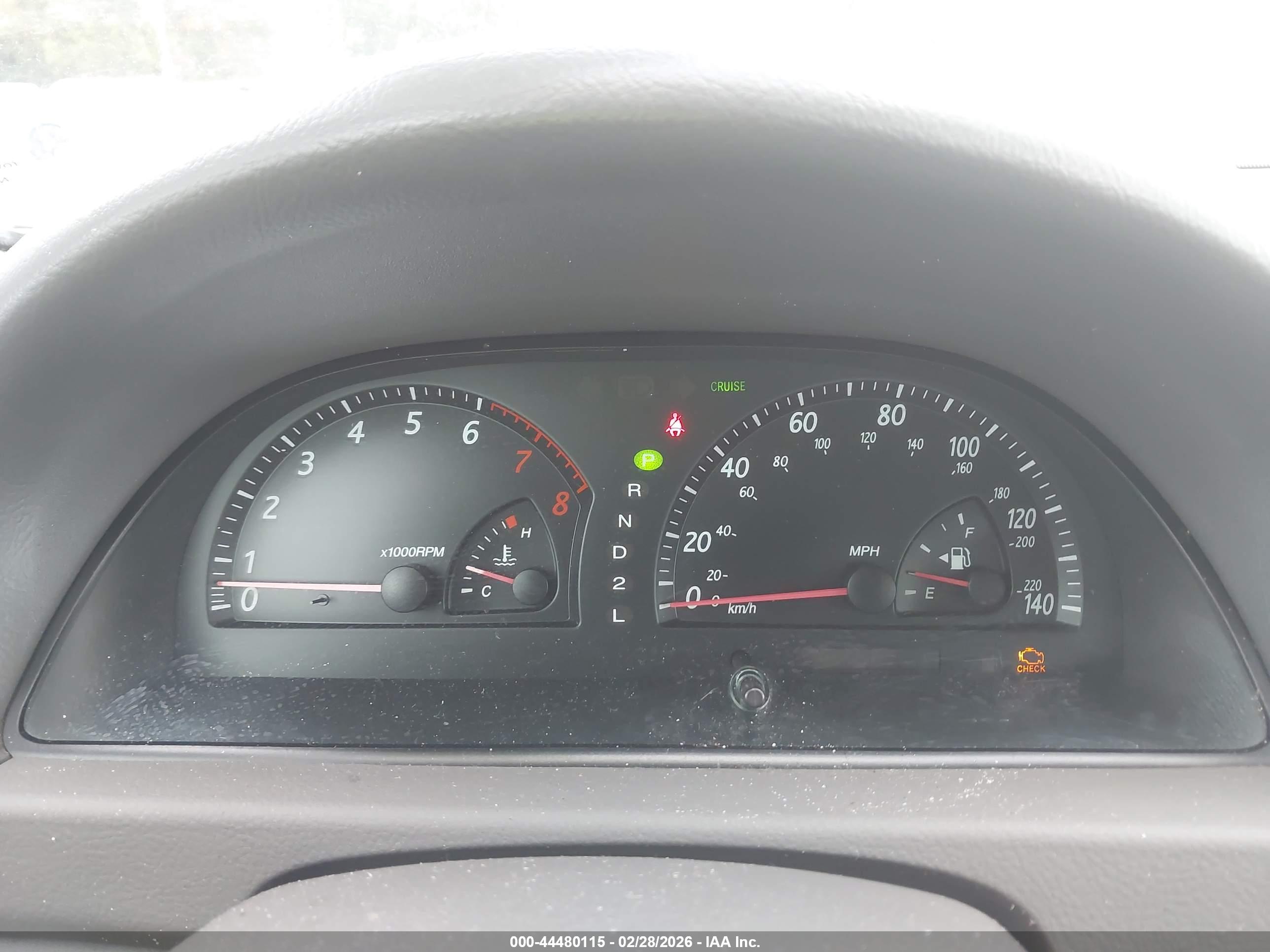 TOYOTA CAMRY image 7