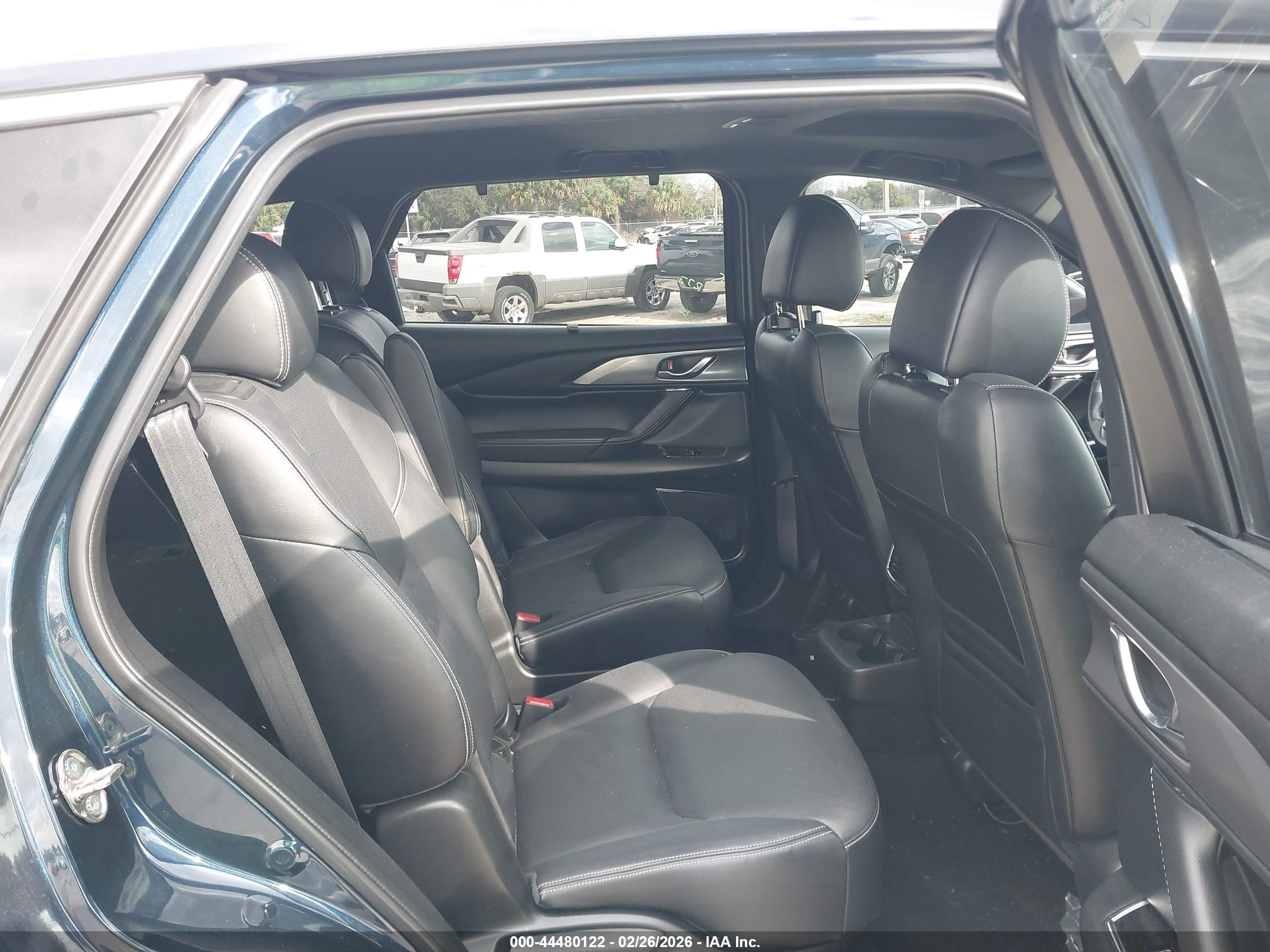 MAZDA CX-9 image 8