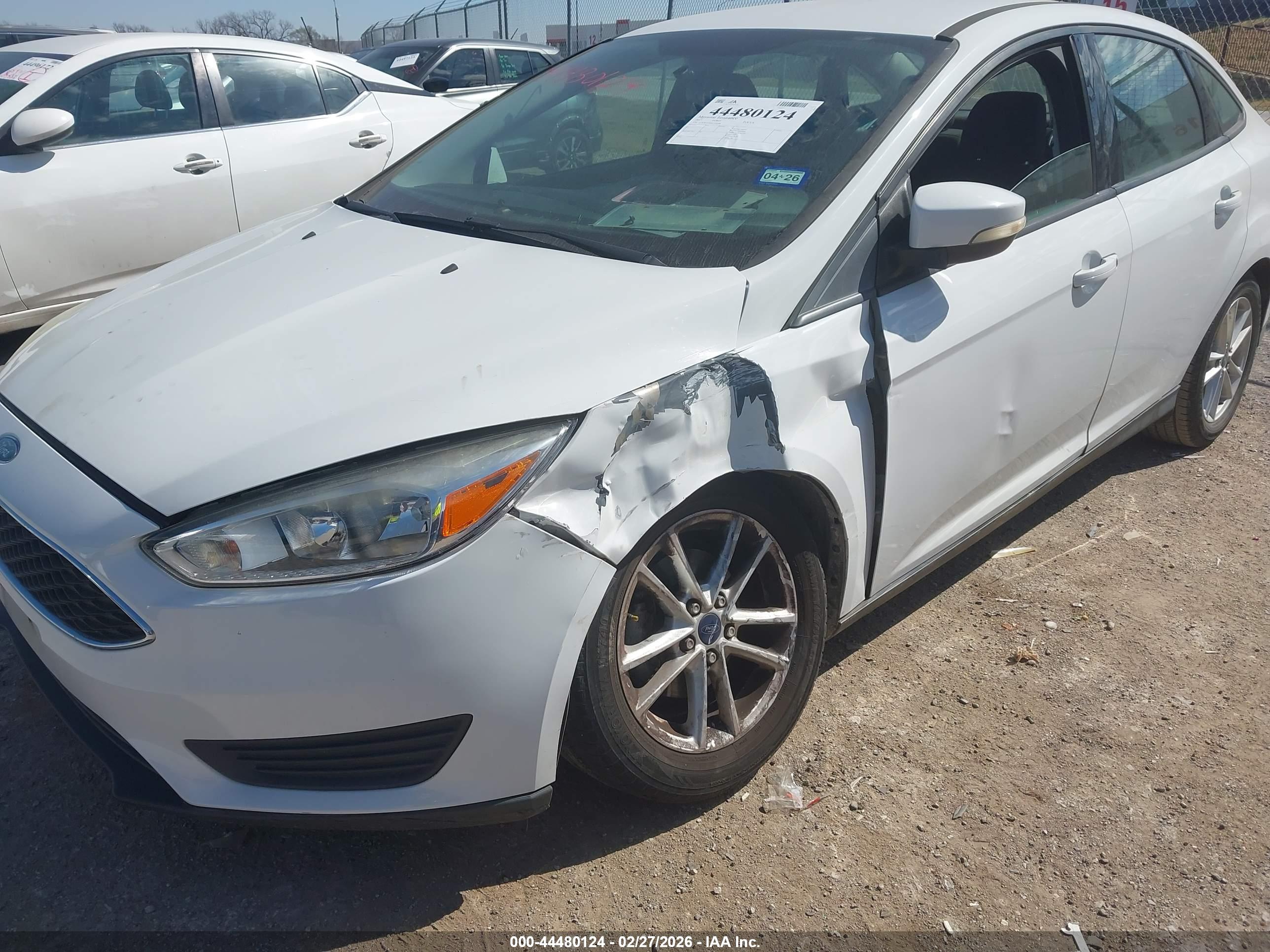 FORD FOCUS image 6