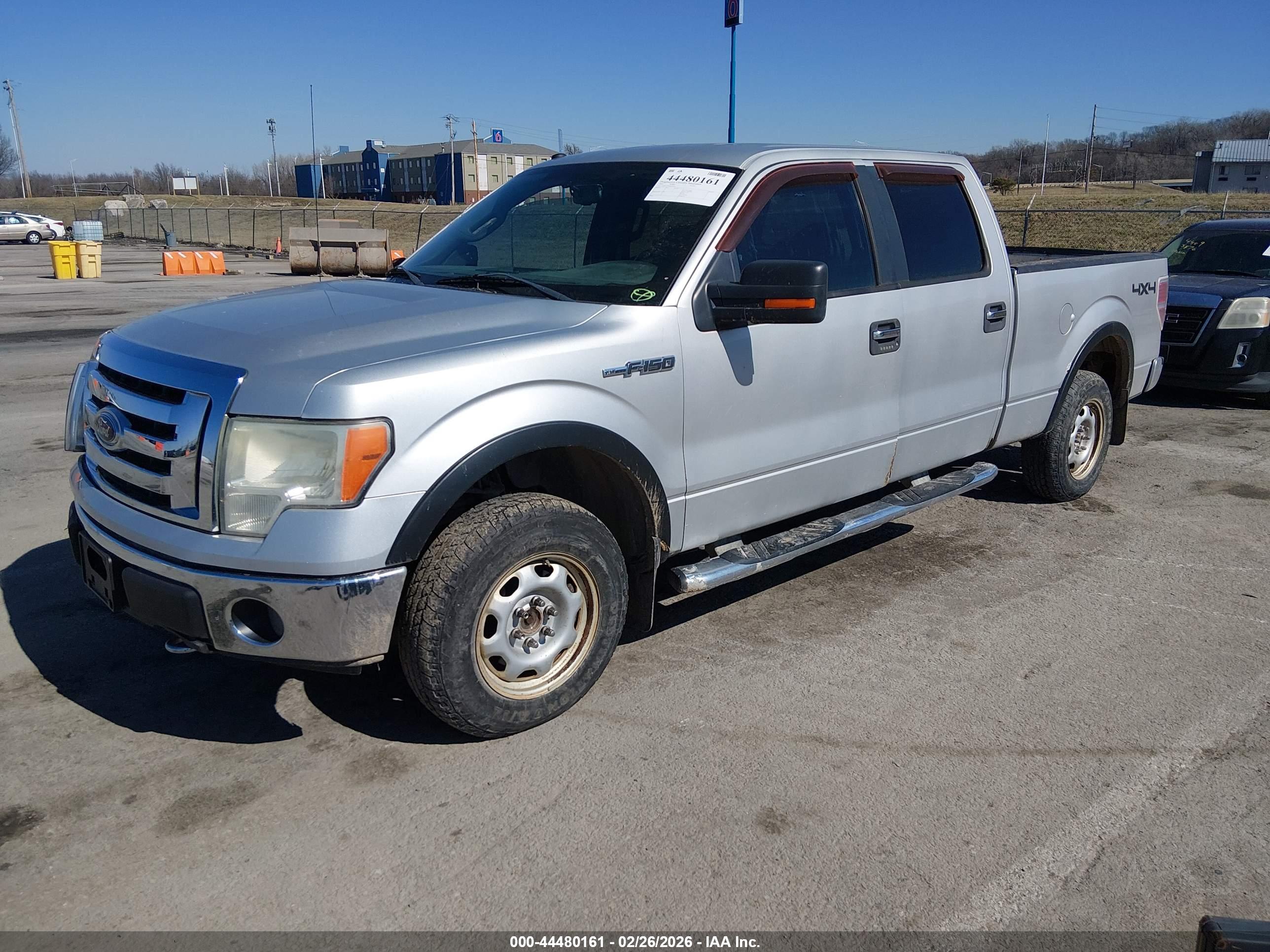 FORD F-150 image 2