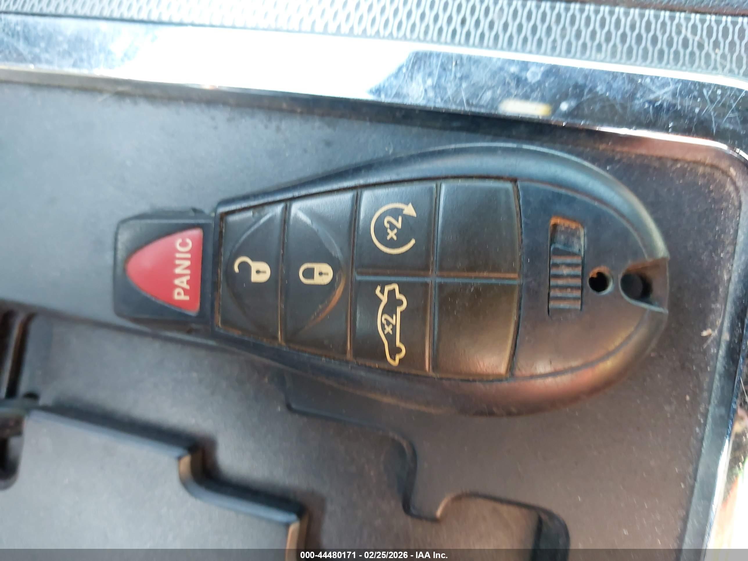 DODGE CHALLENGER image 11