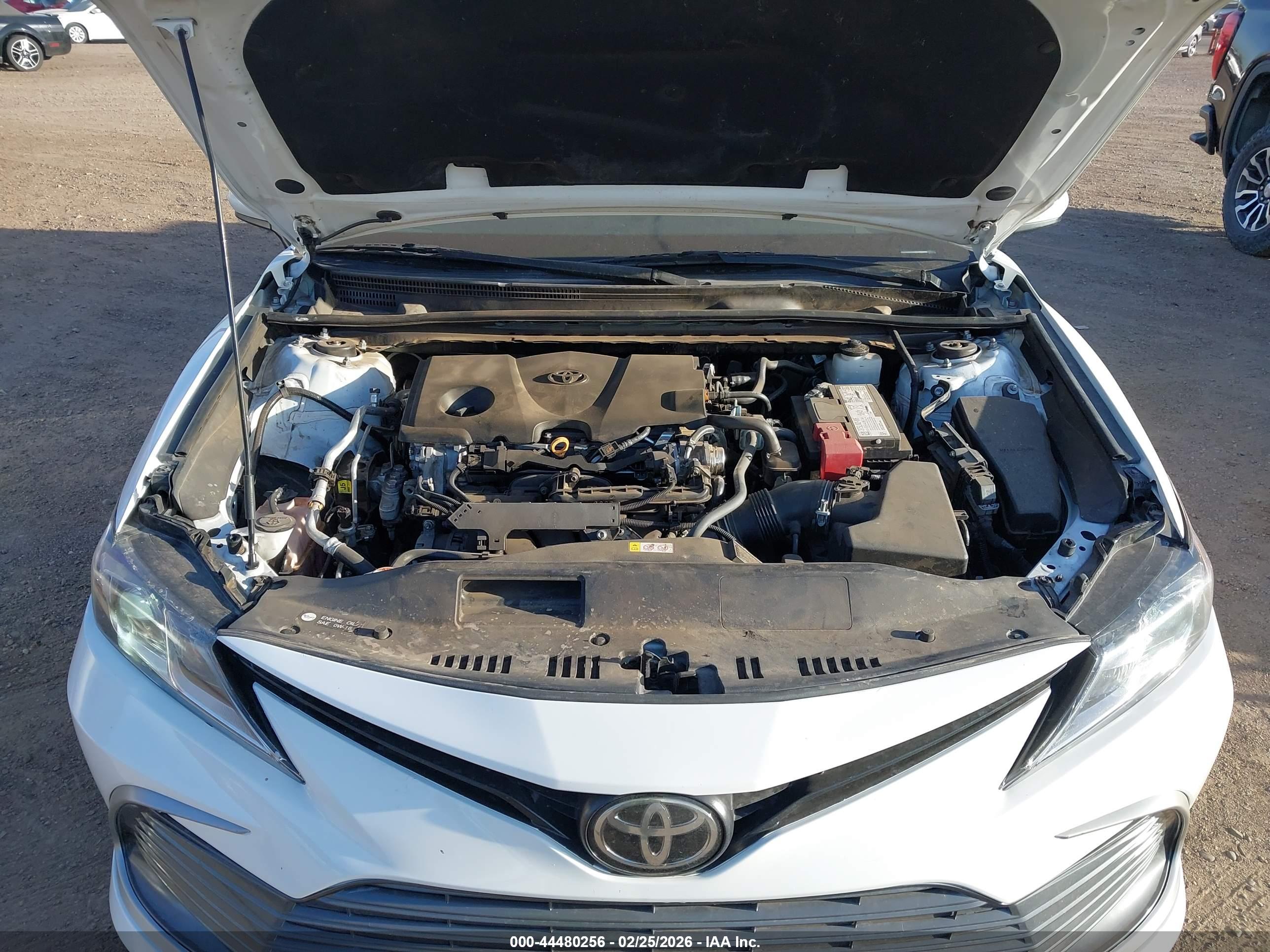 TOYOTA CAMRY image 10