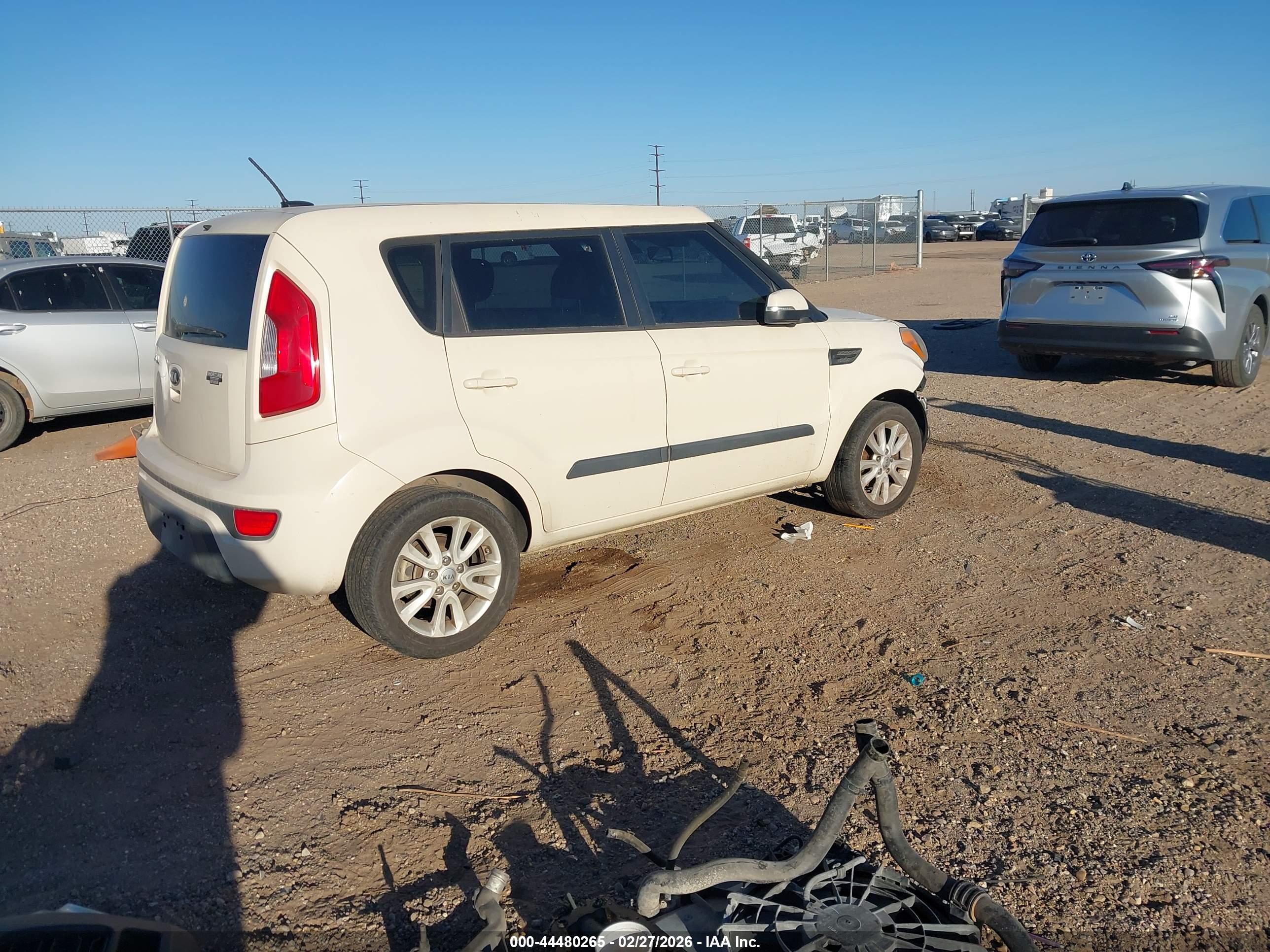 KIA SOUL image 4