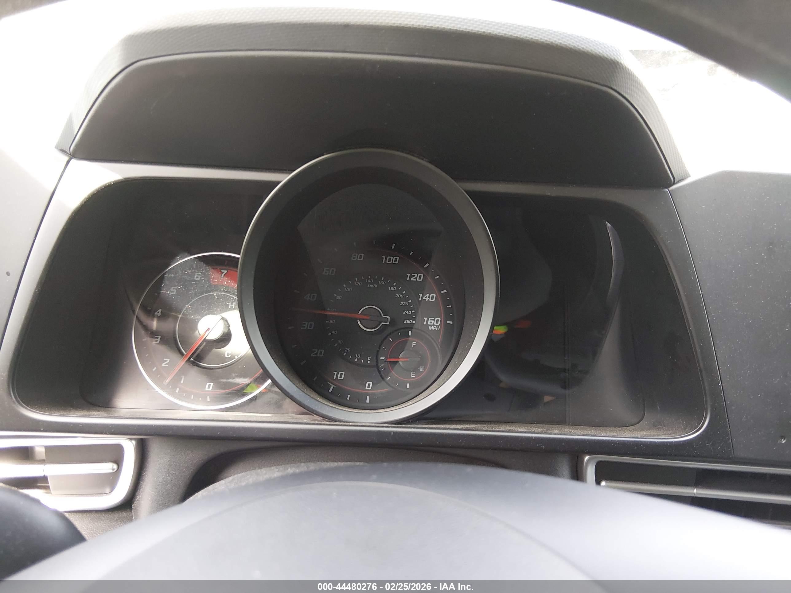 HYUNDAI ELANTRA image 7