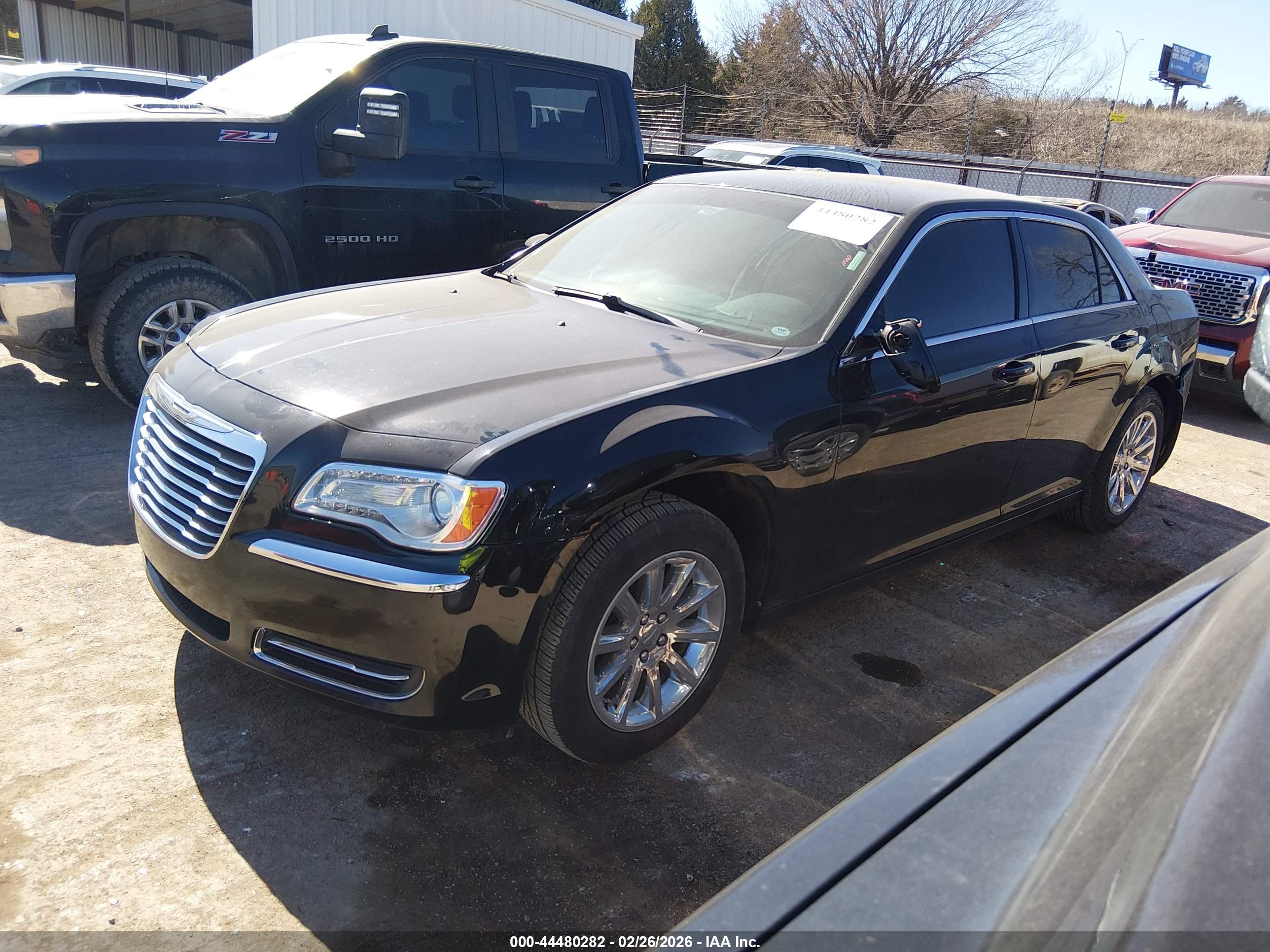 CHRYSLER 300 image 2