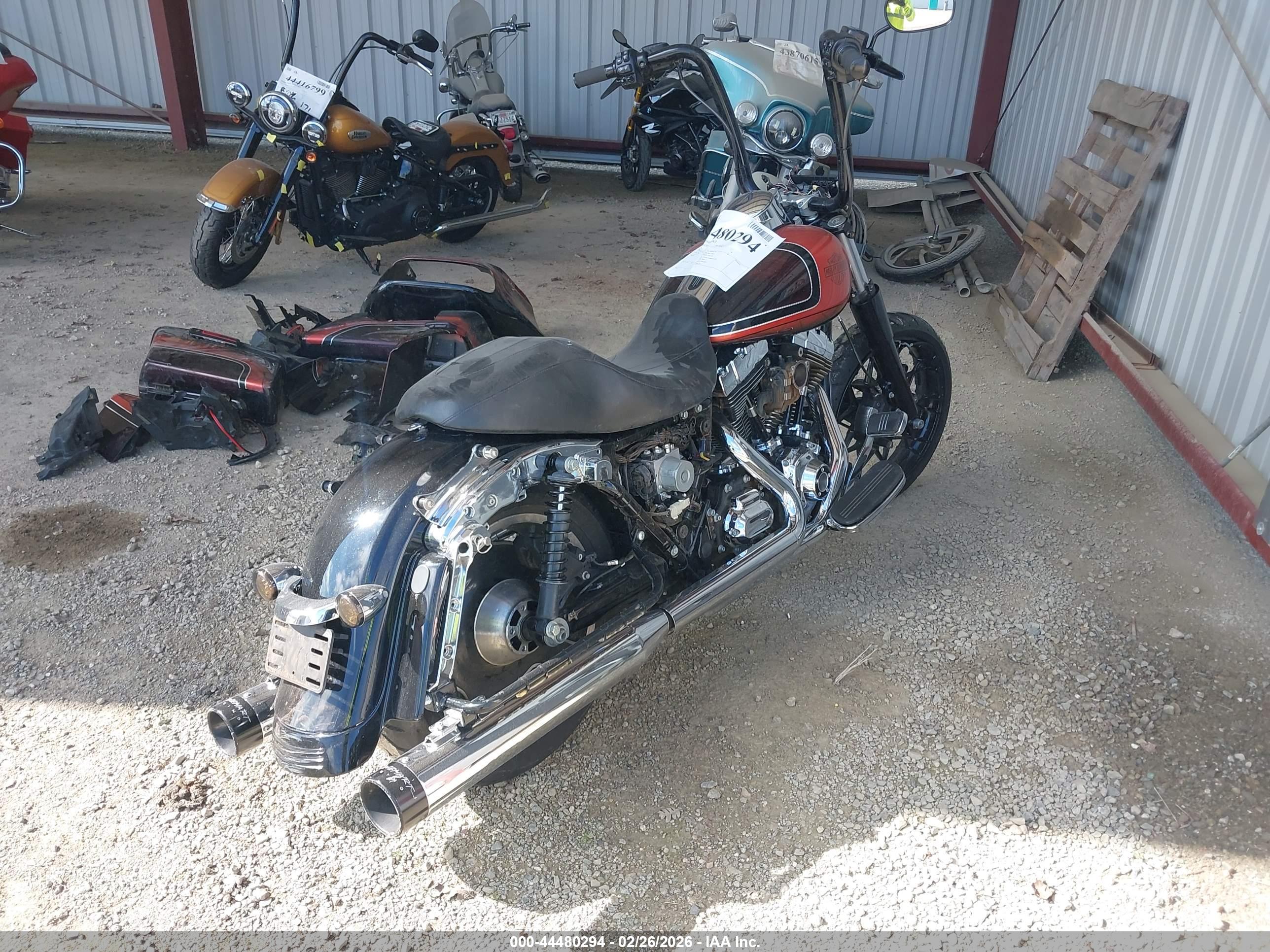 HARLEY-DAVIDSON FLTRXS image 4