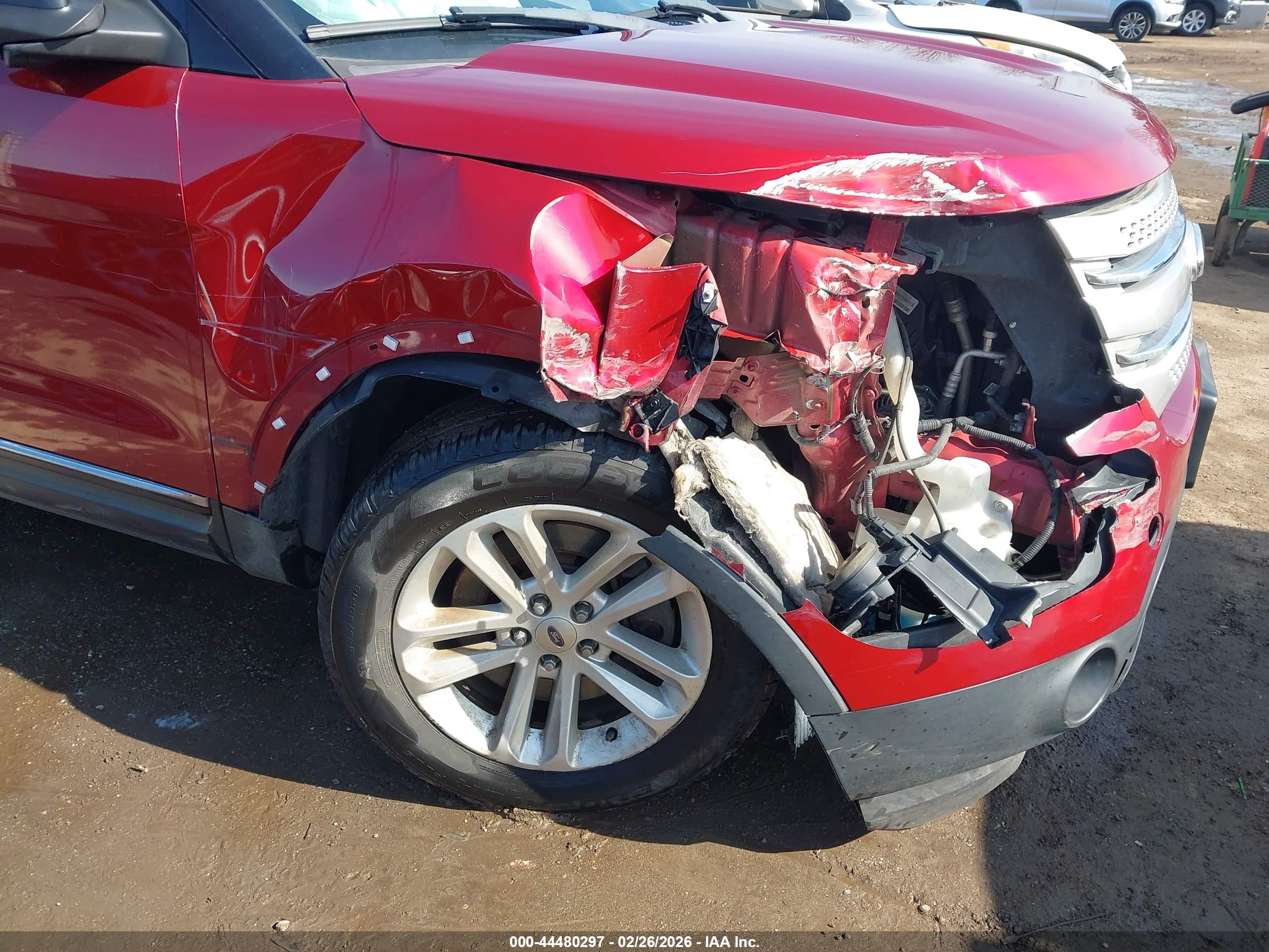 FORD EXPLORER image 6