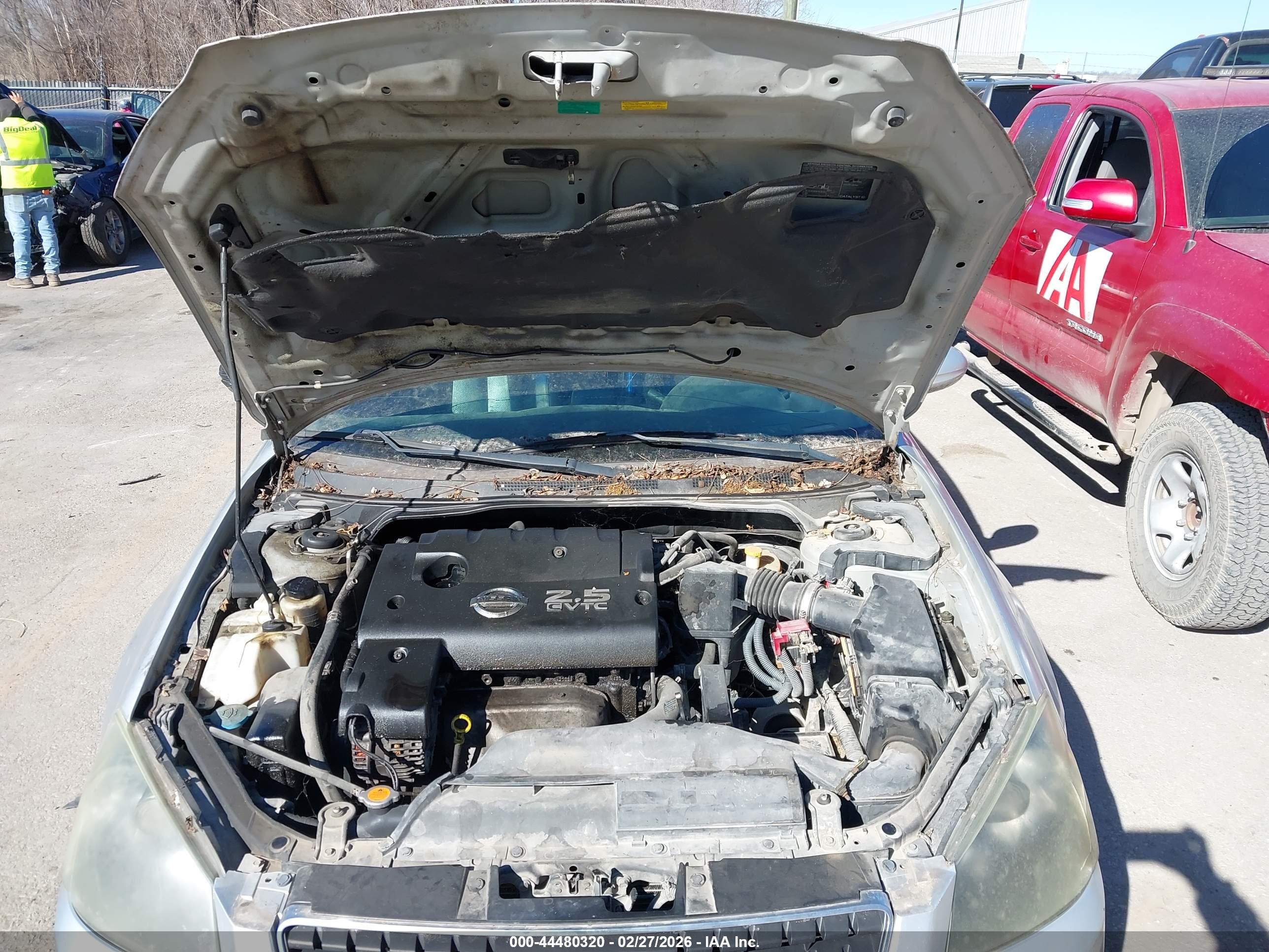 NISSAN ALTIMA image 10