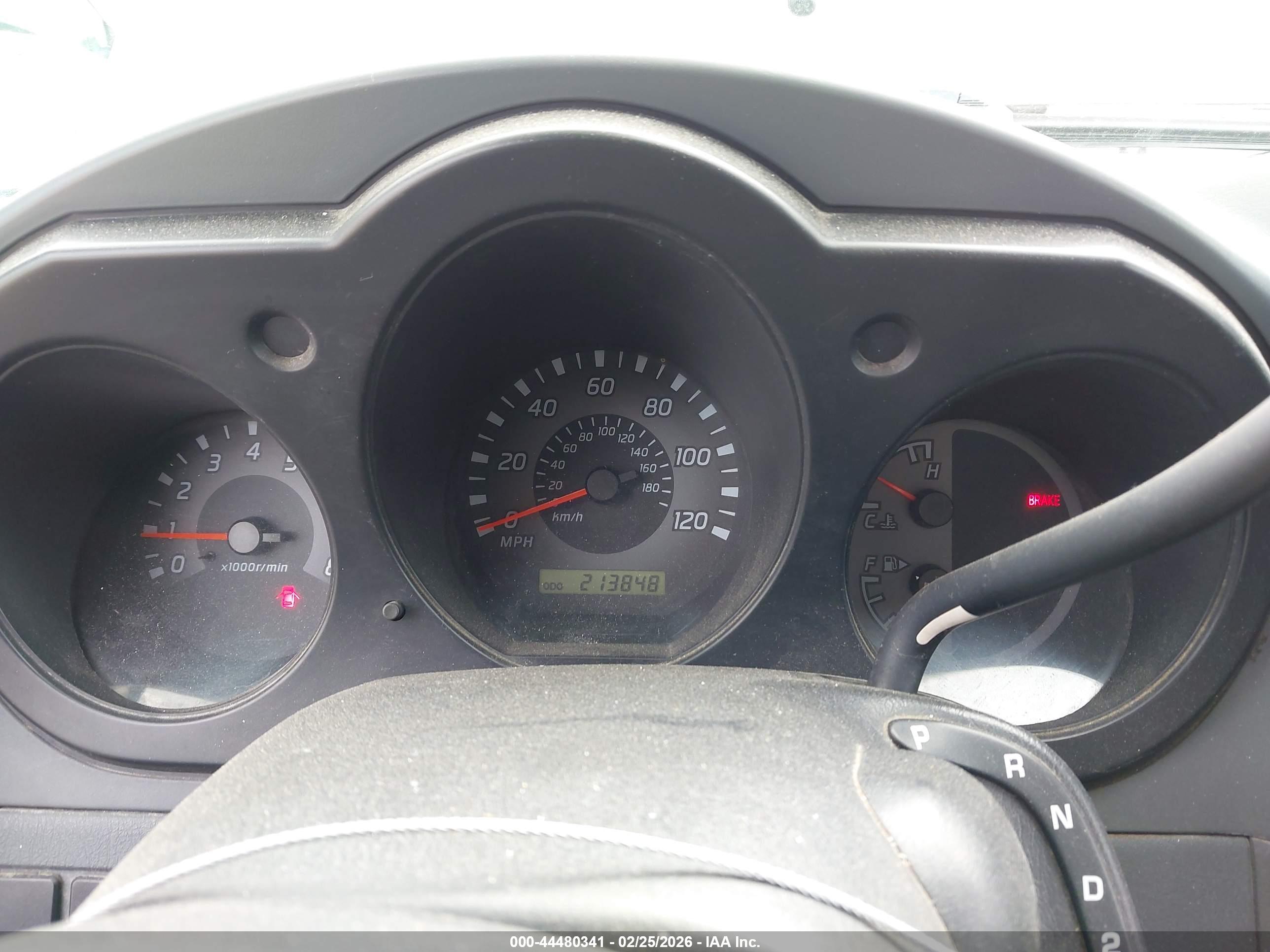 NISSAN FRONTIER image 7