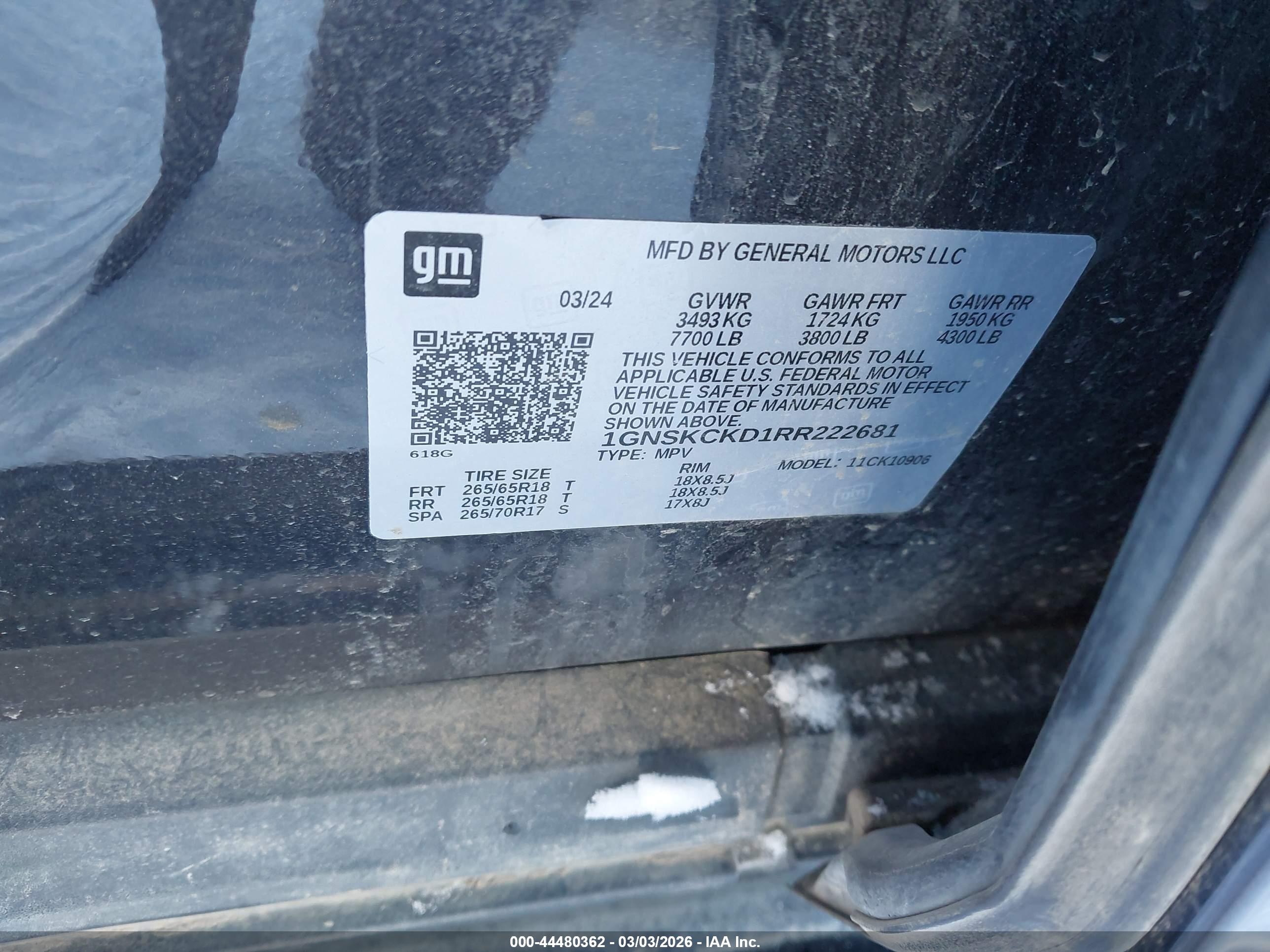 CHEVROLET SUBURBAN image 9