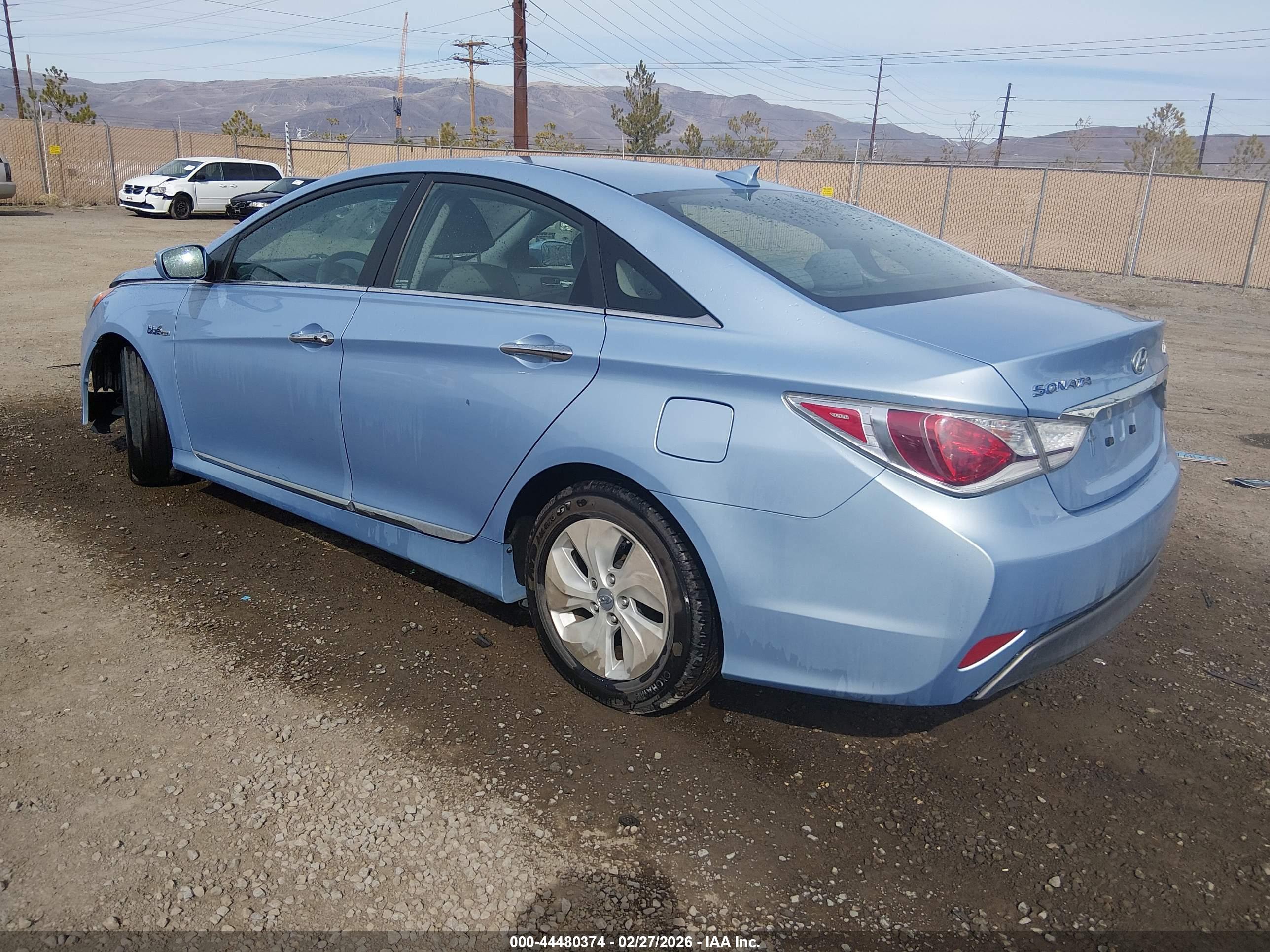 HYUNDAI SONATA image 3