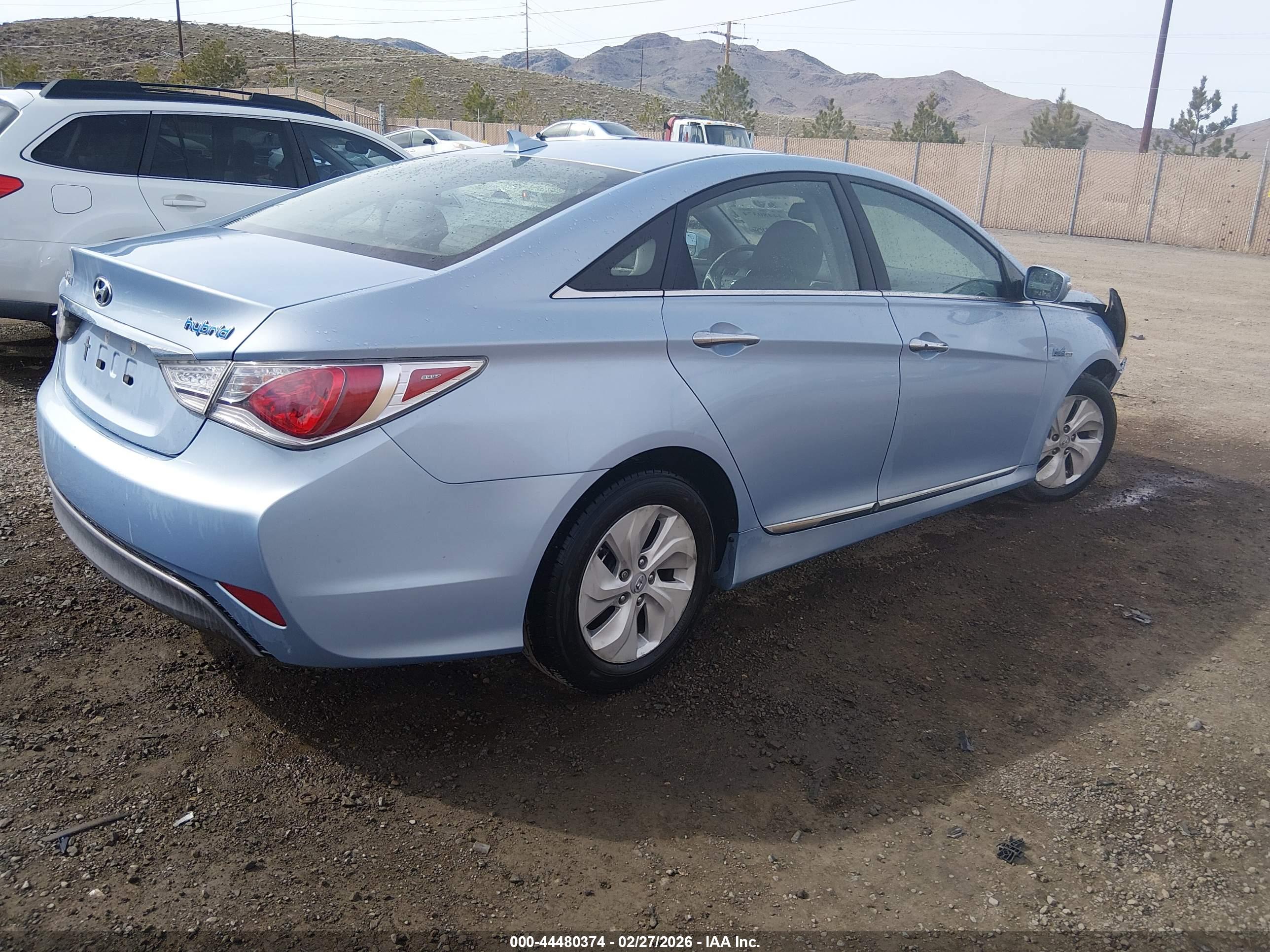 HYUNDAI SONATA image 4