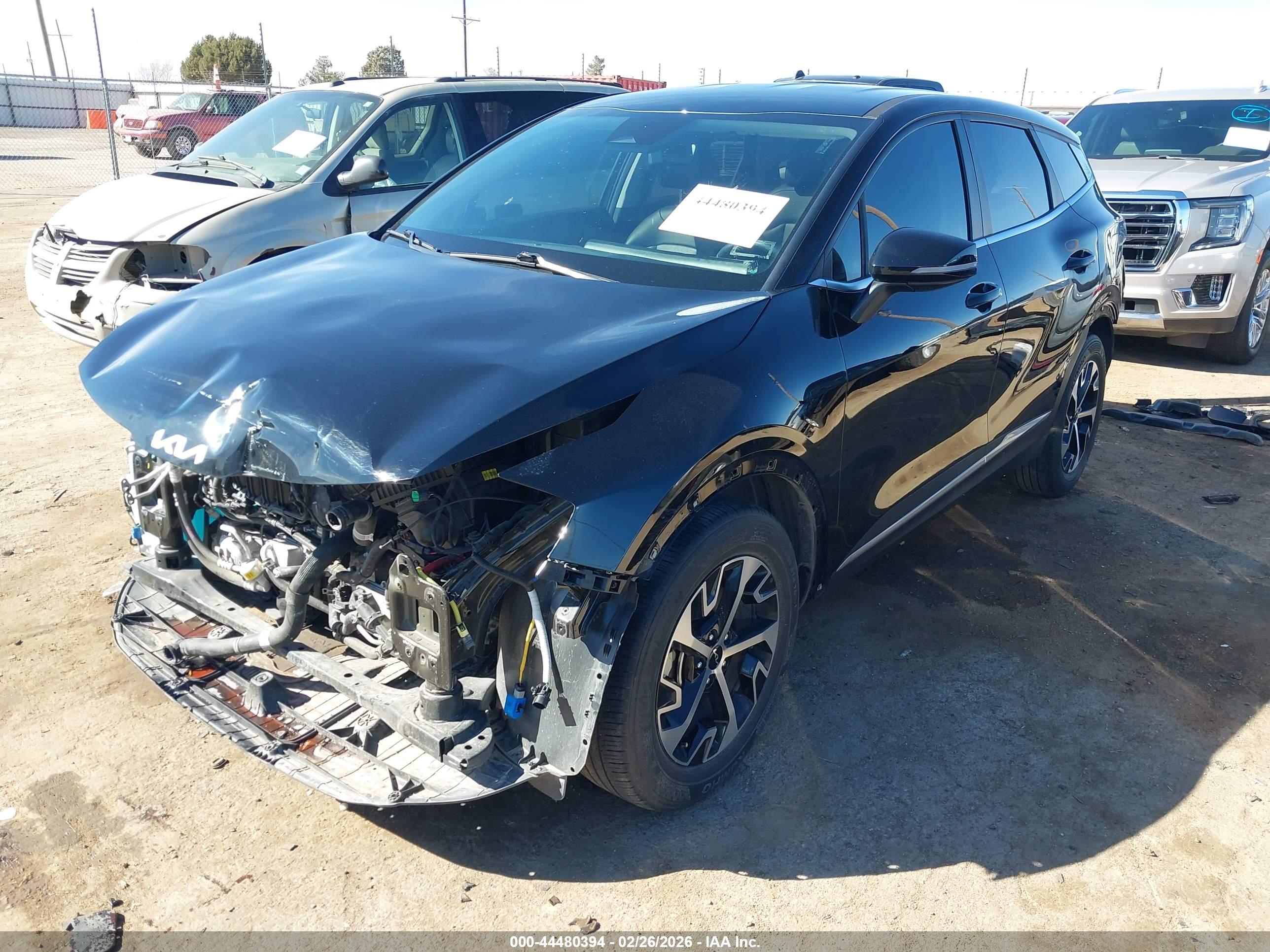 KIA SPORTAGE image 2