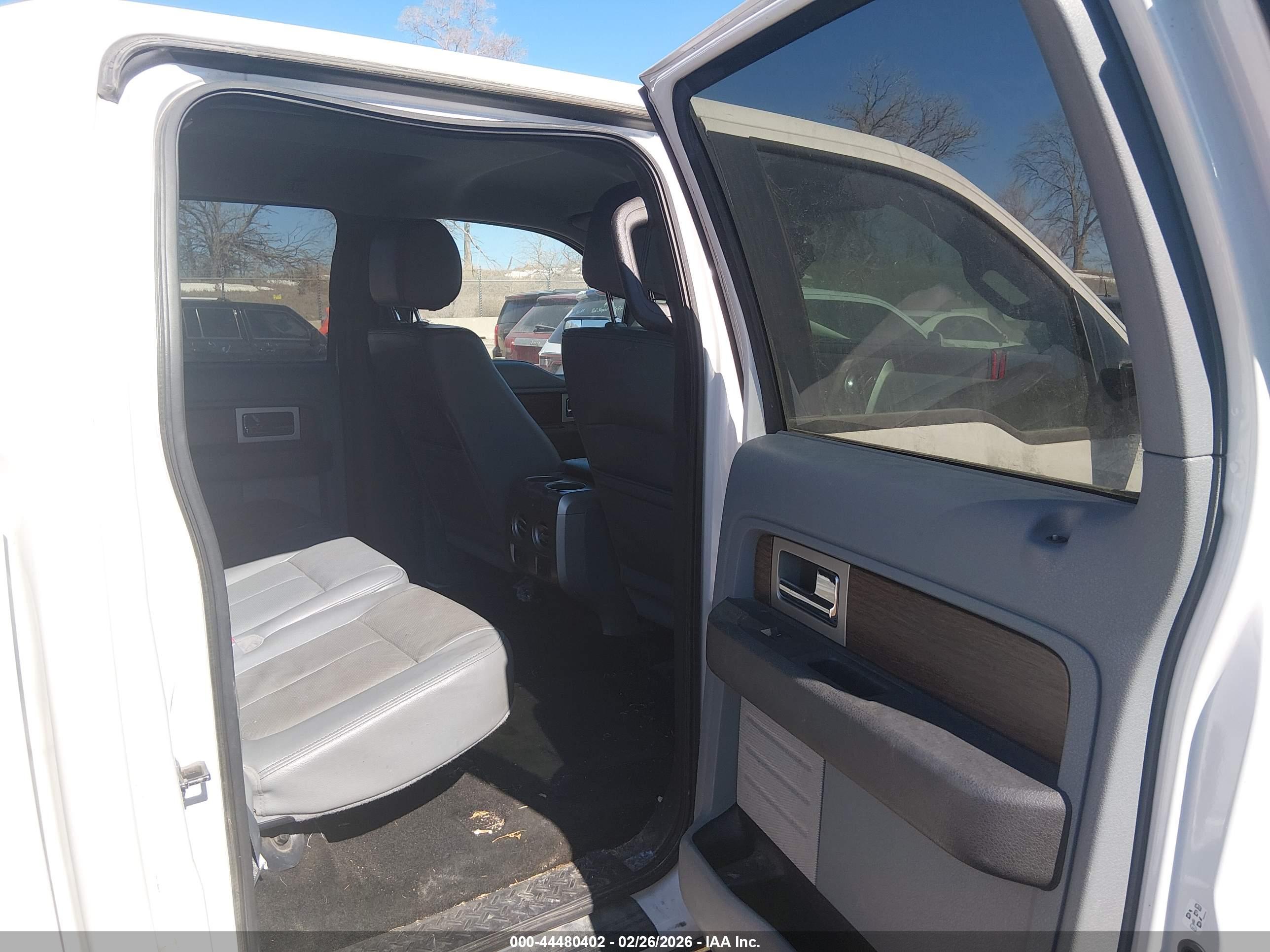 FORD F-150 image 8