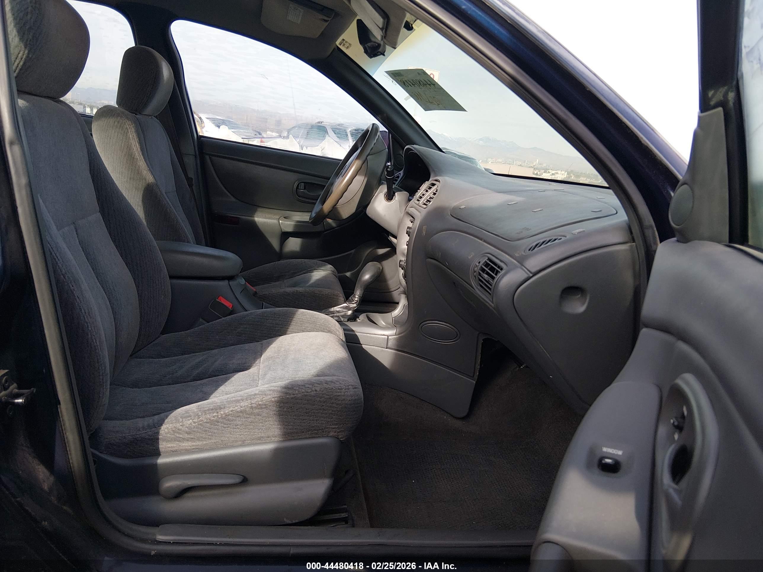 OLDSMOBILE INTRIGUE image 5