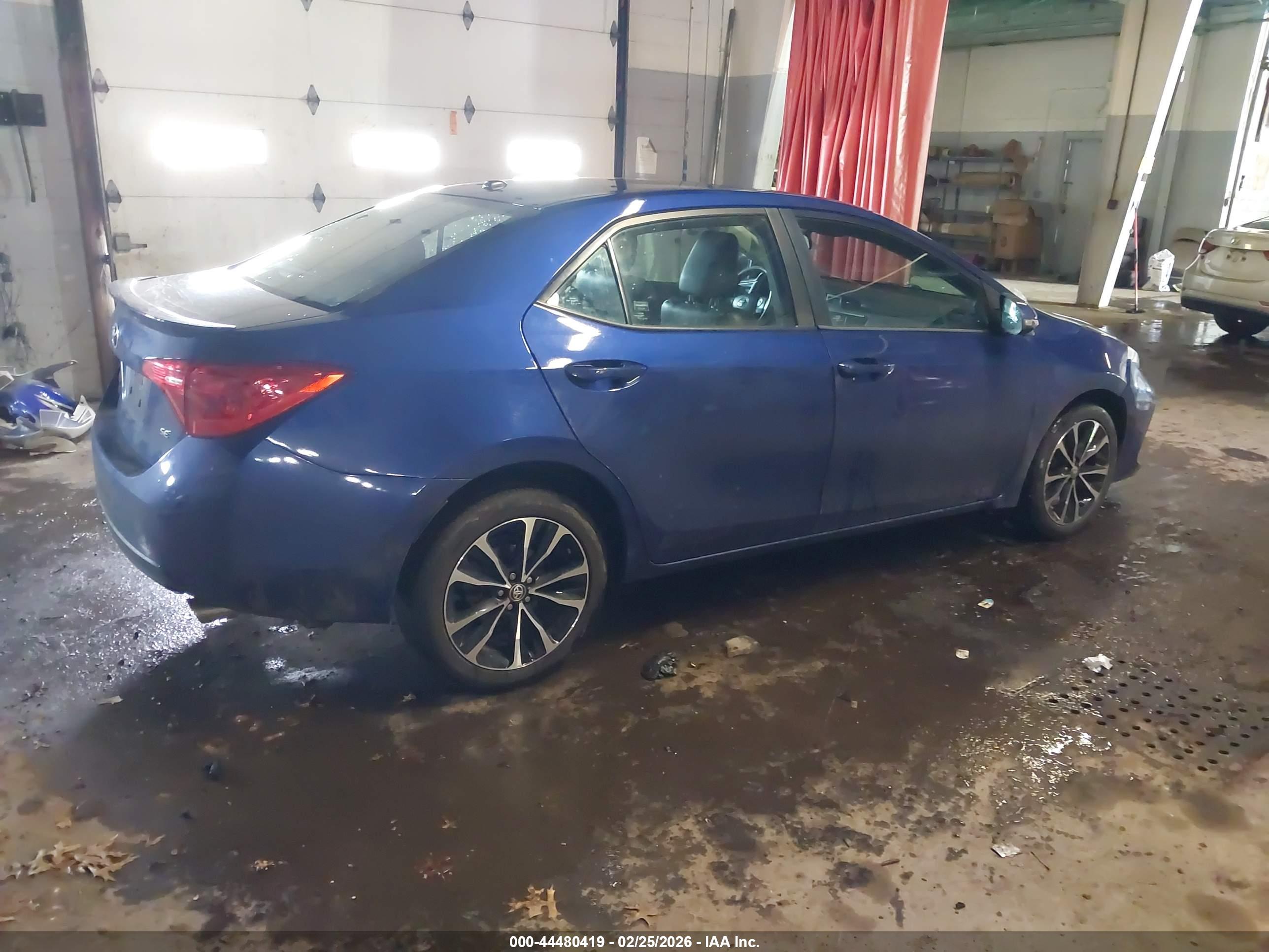 TOYOTA COROLLA image 4