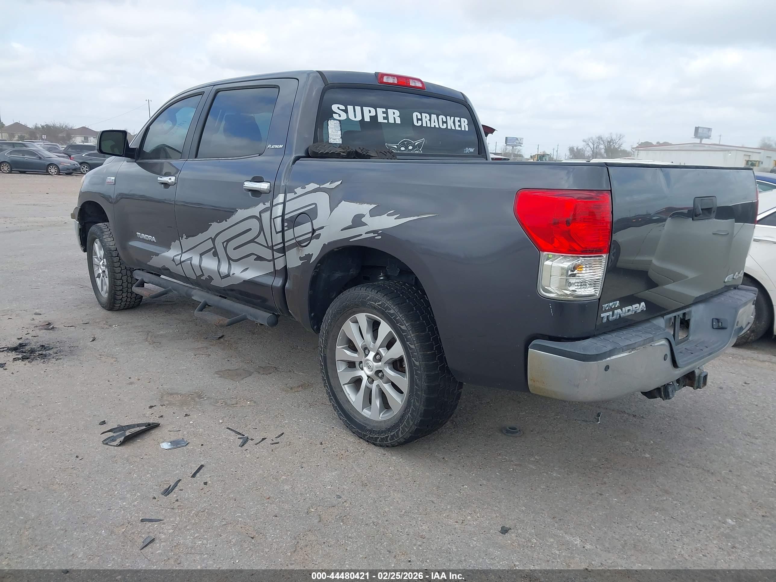 TOYOTA TUNDRA image 3