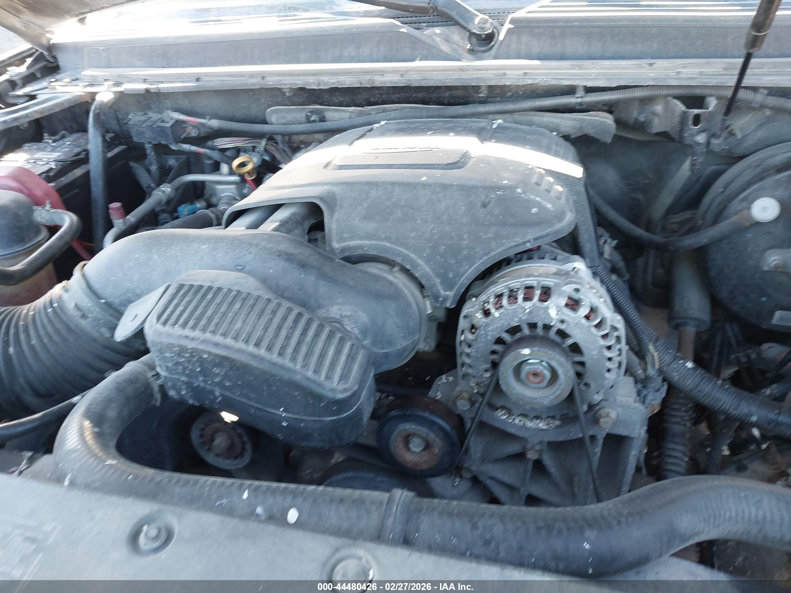 GMC YUKON image 6
