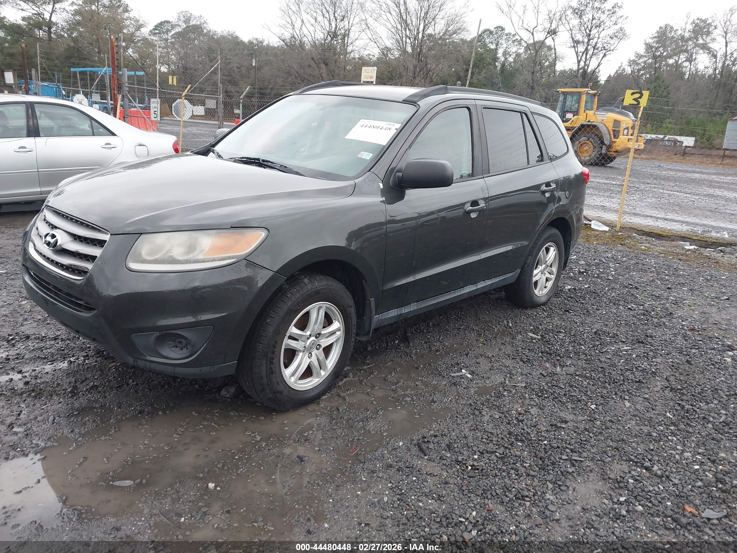 HYUNDAI SANTA image 2
