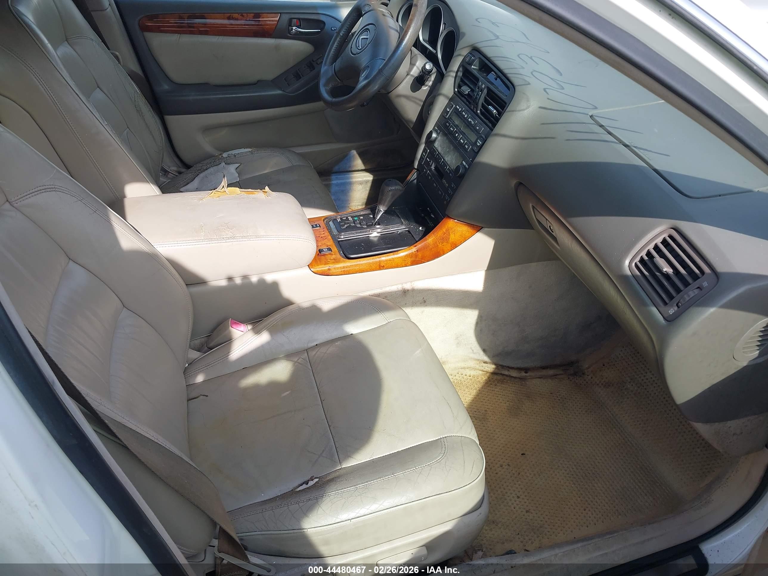 LEXUS GS image 5