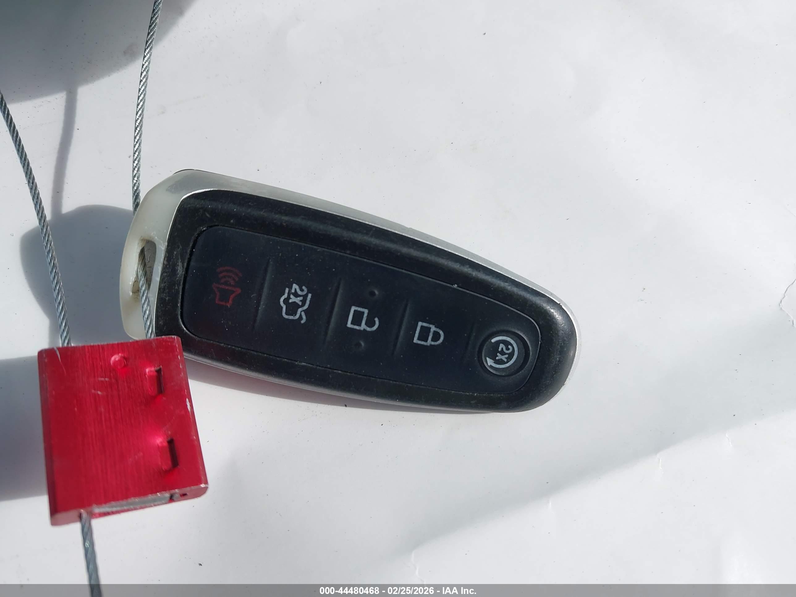 FORD ESCAPE image 11