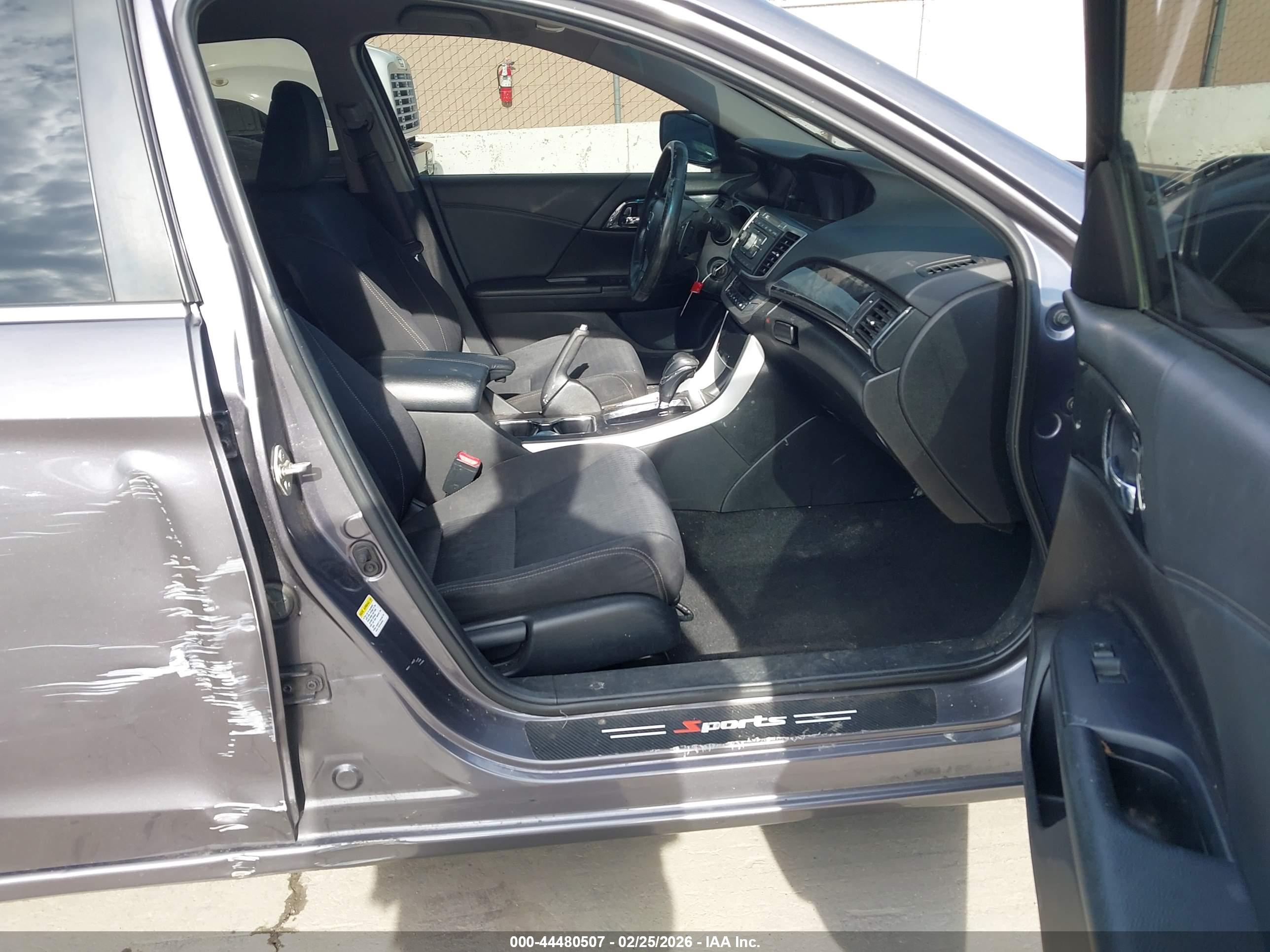 HONDA ACCORD image 5