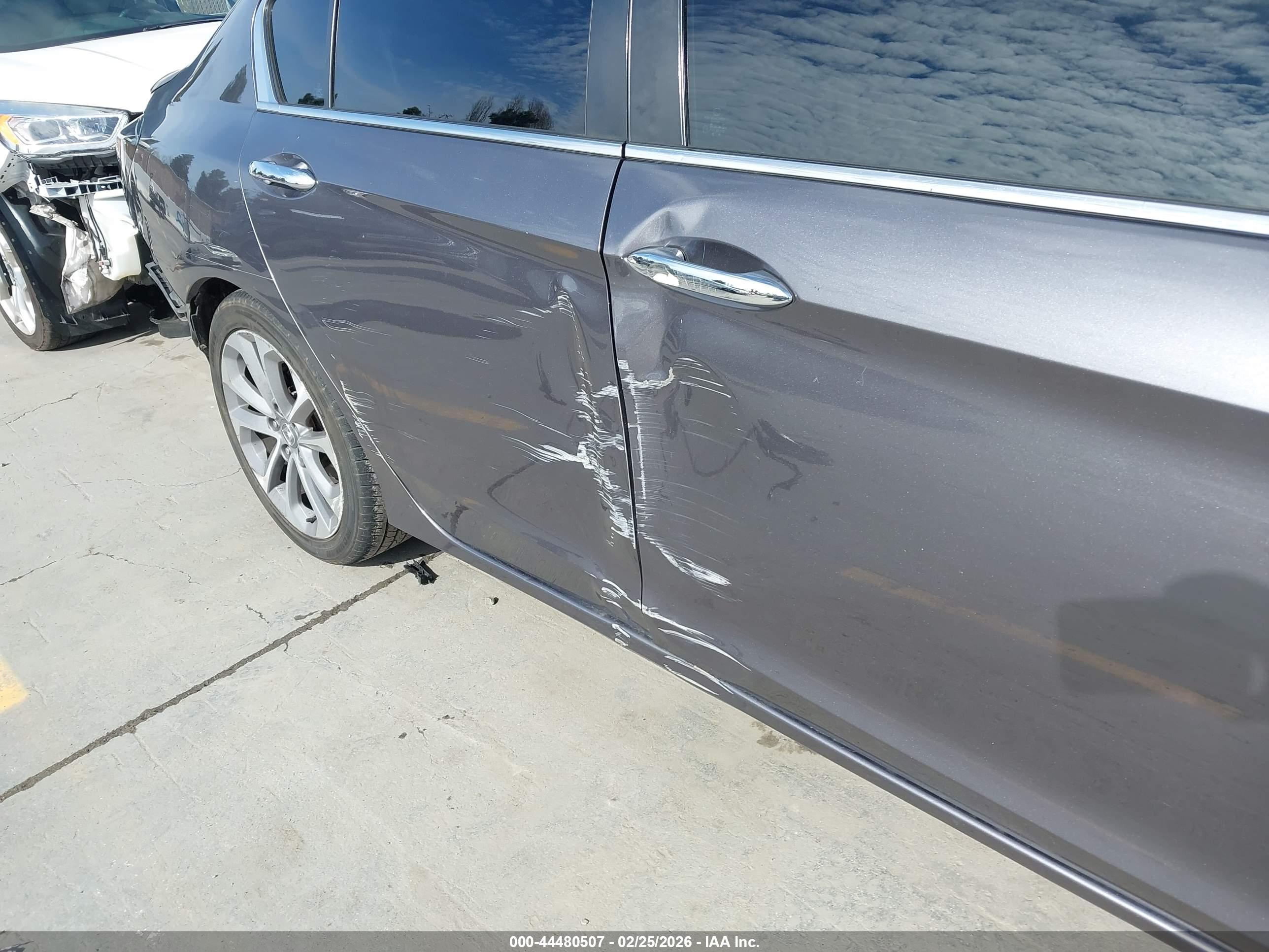 HONDA ACCORD image 6