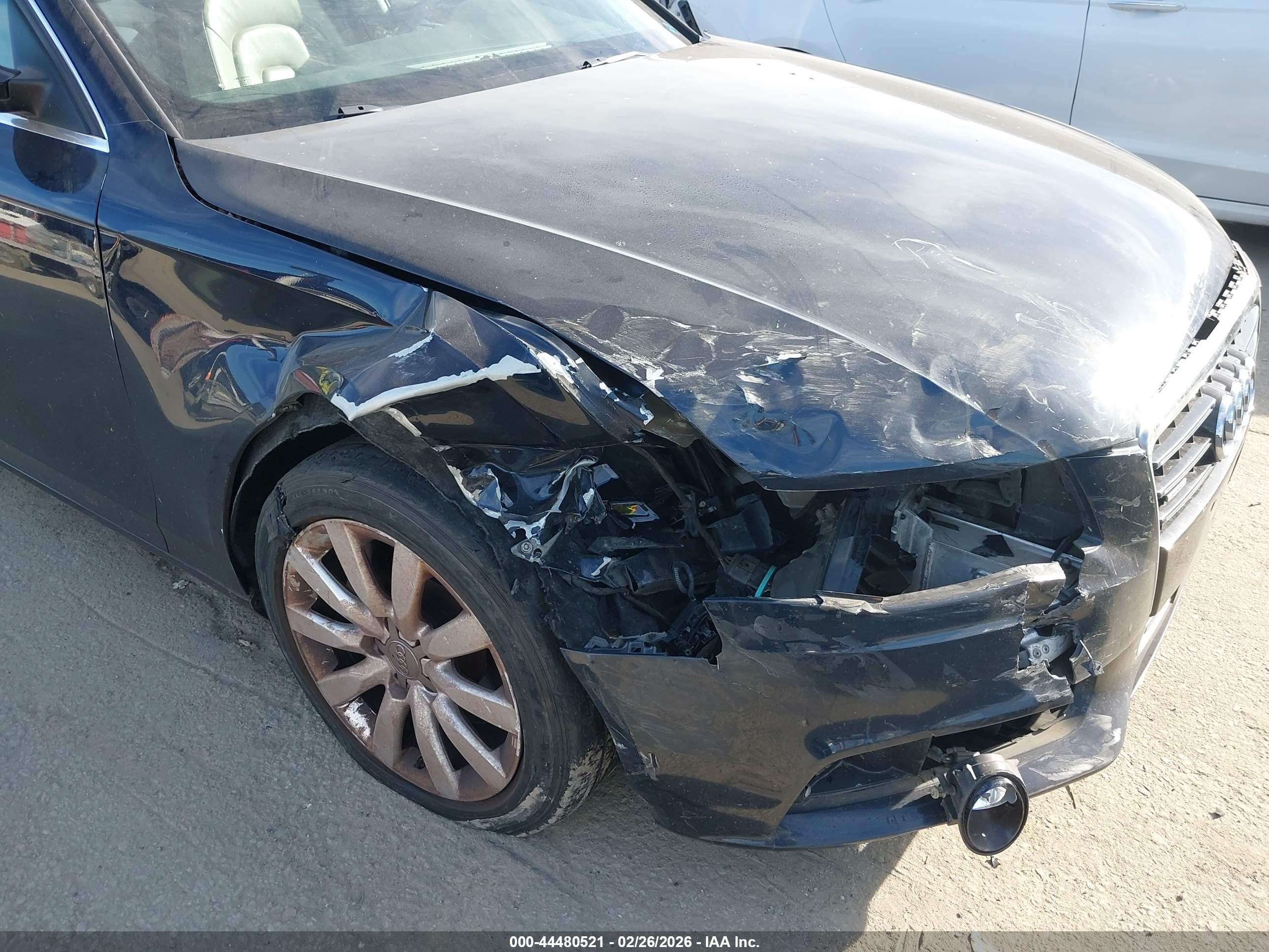 AUDI A4 image 6