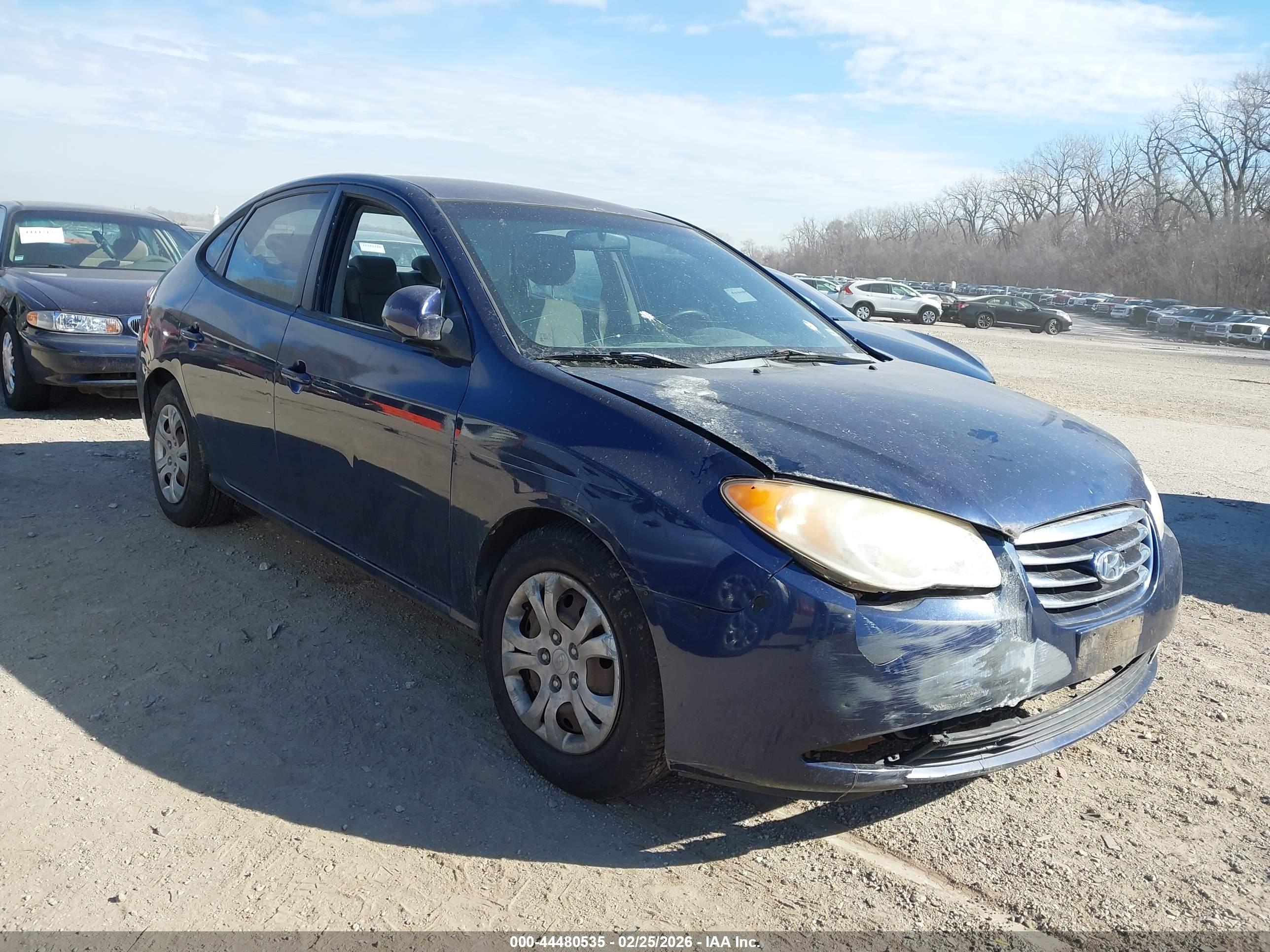 HYUNDAI ELANTRA image 6