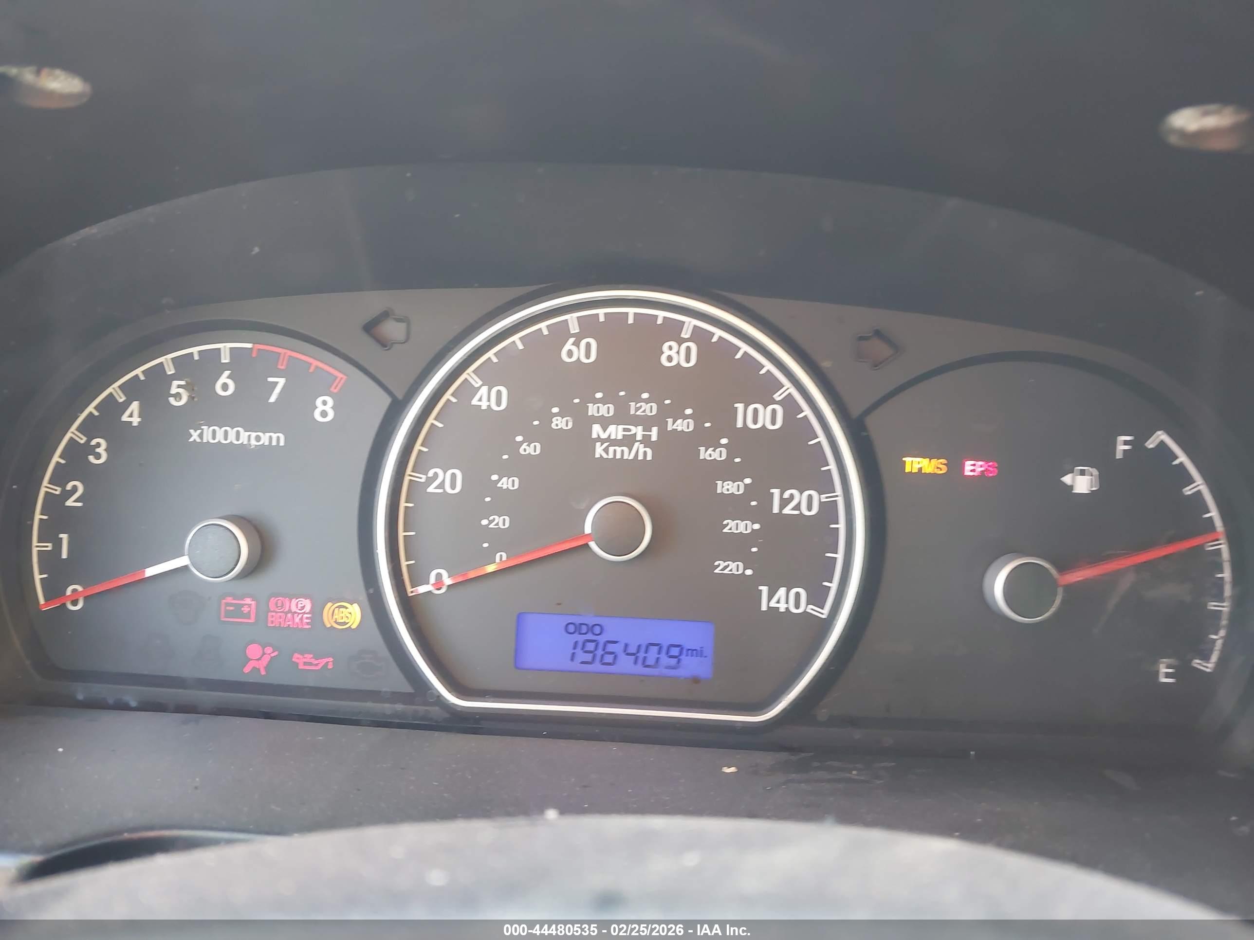 HYUNDAI ELANTRA image 7
