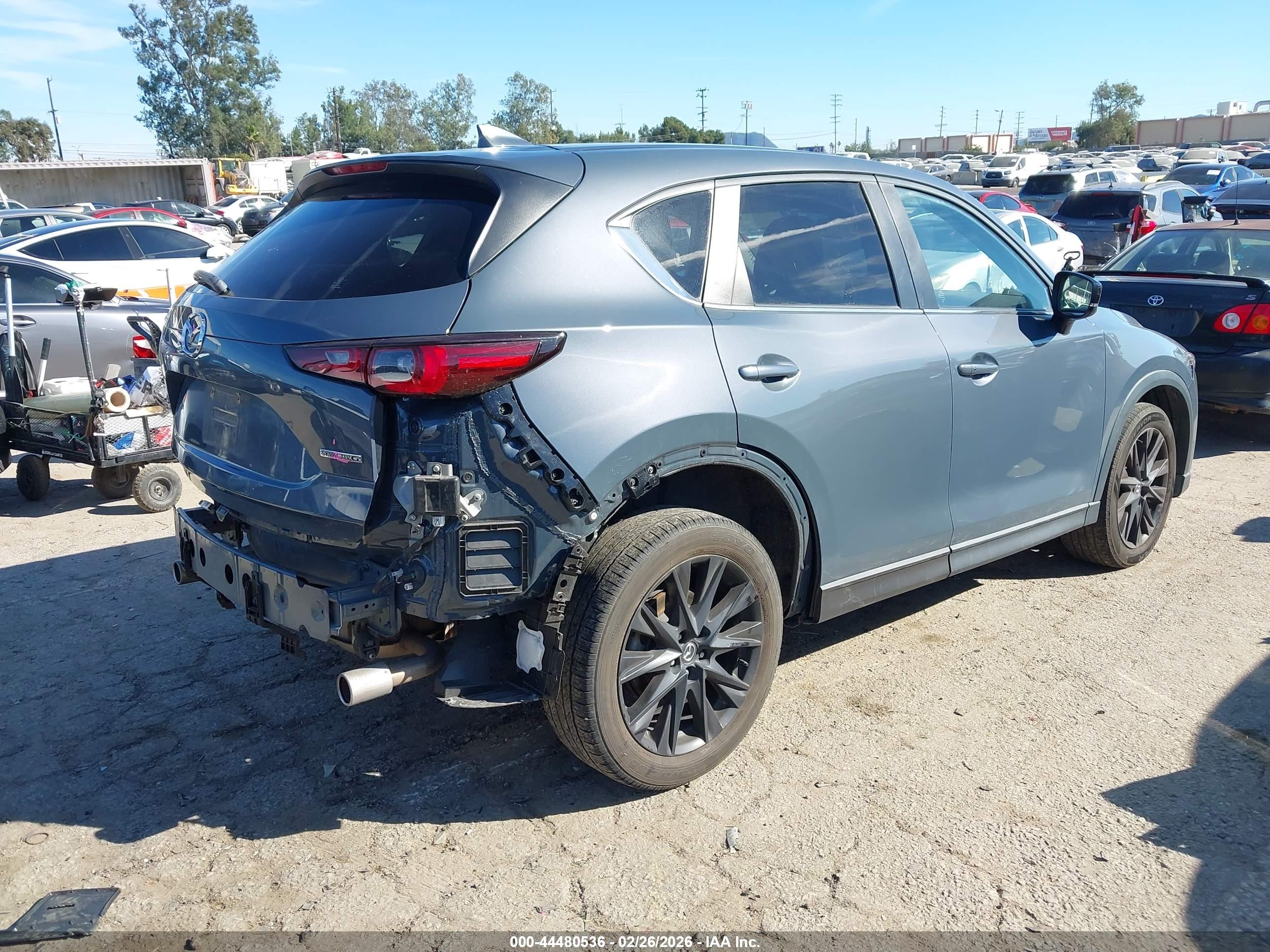 MAZDA CX-5 image 4