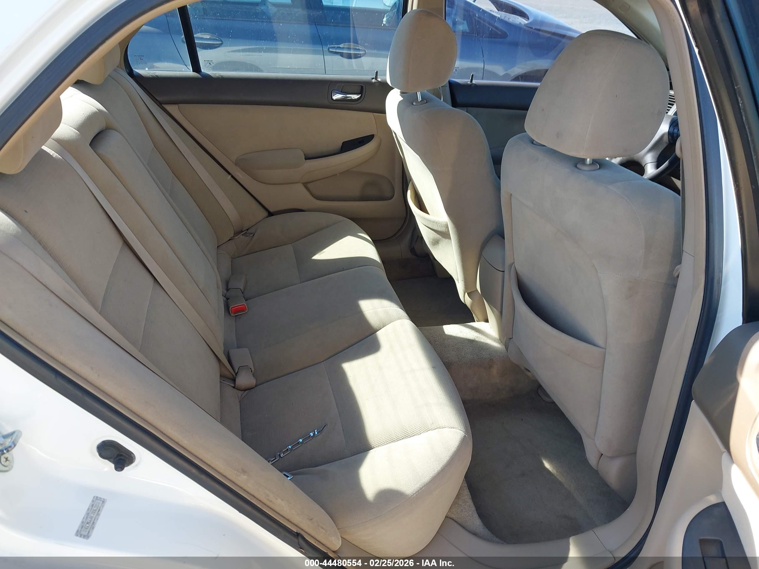 HONDA ACCORD image 8