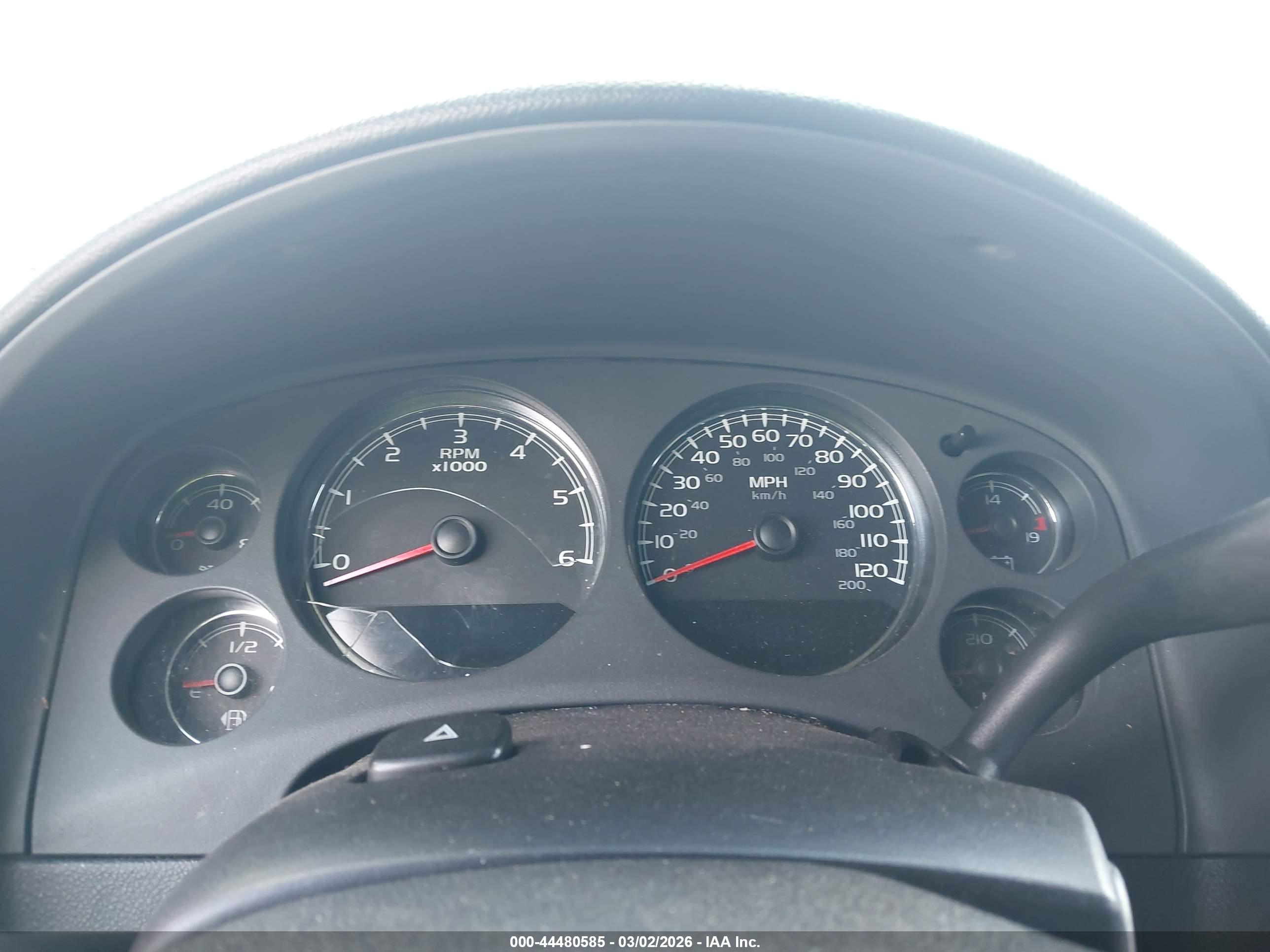 GMC YUKON image 7